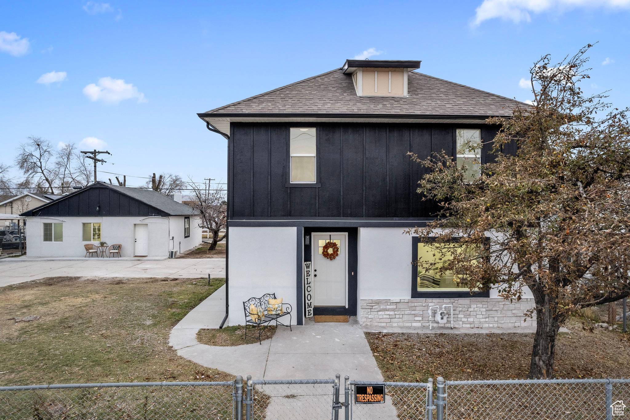 473 W CENTER ST