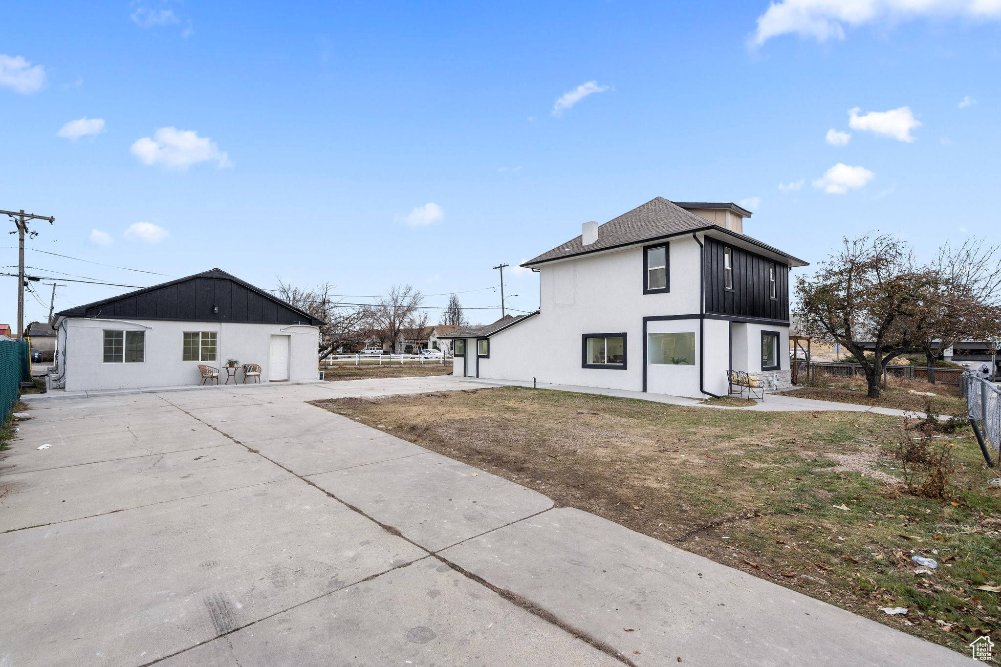 473 W CENTER ST