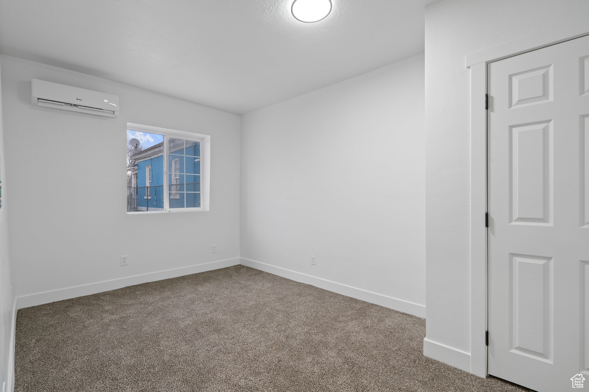 473 W CENTER ST
