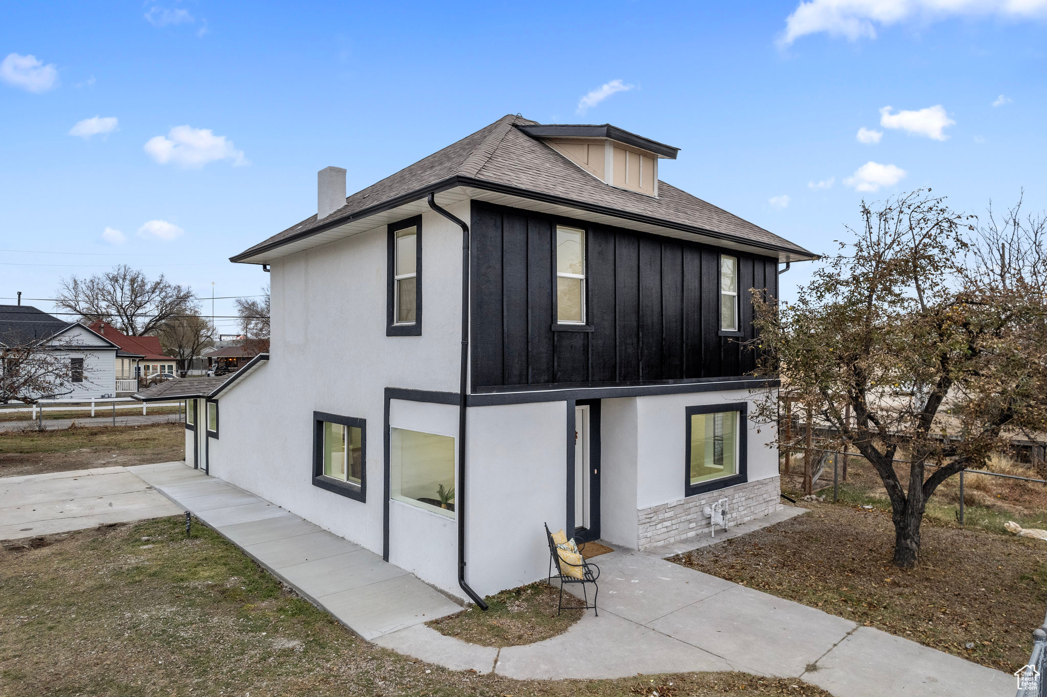 473 W CENTER ST