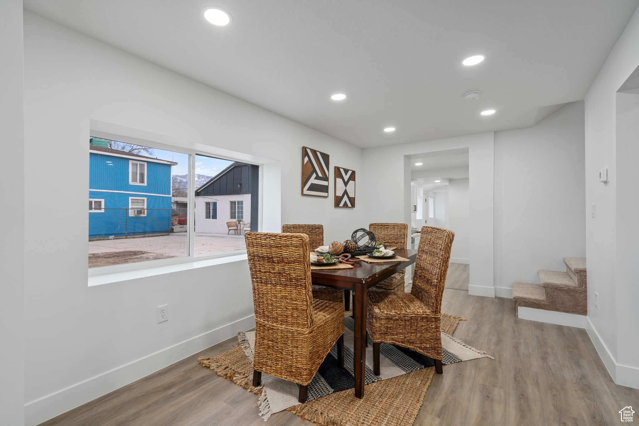 473 W CENTER ST