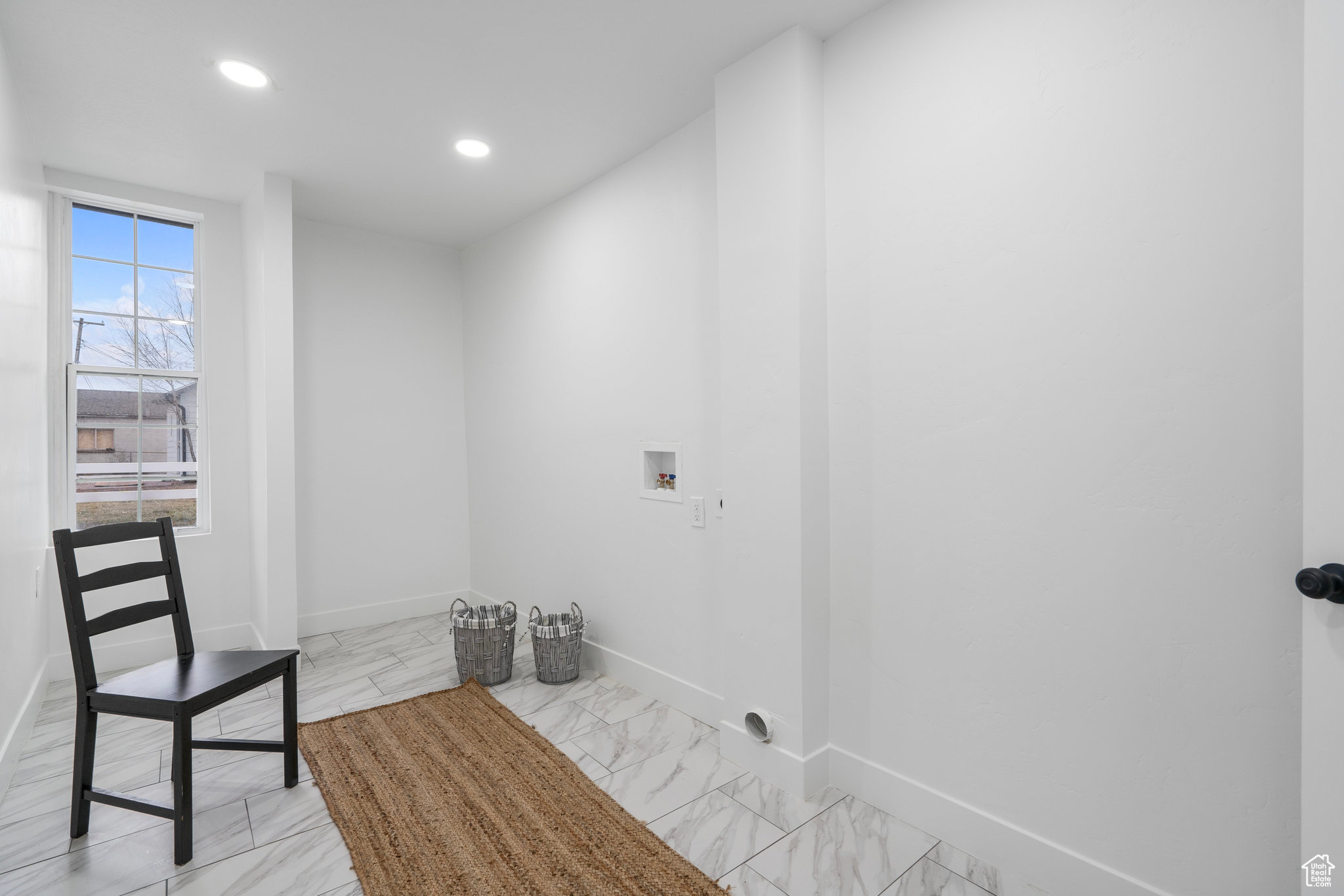 473 W CENTER ST