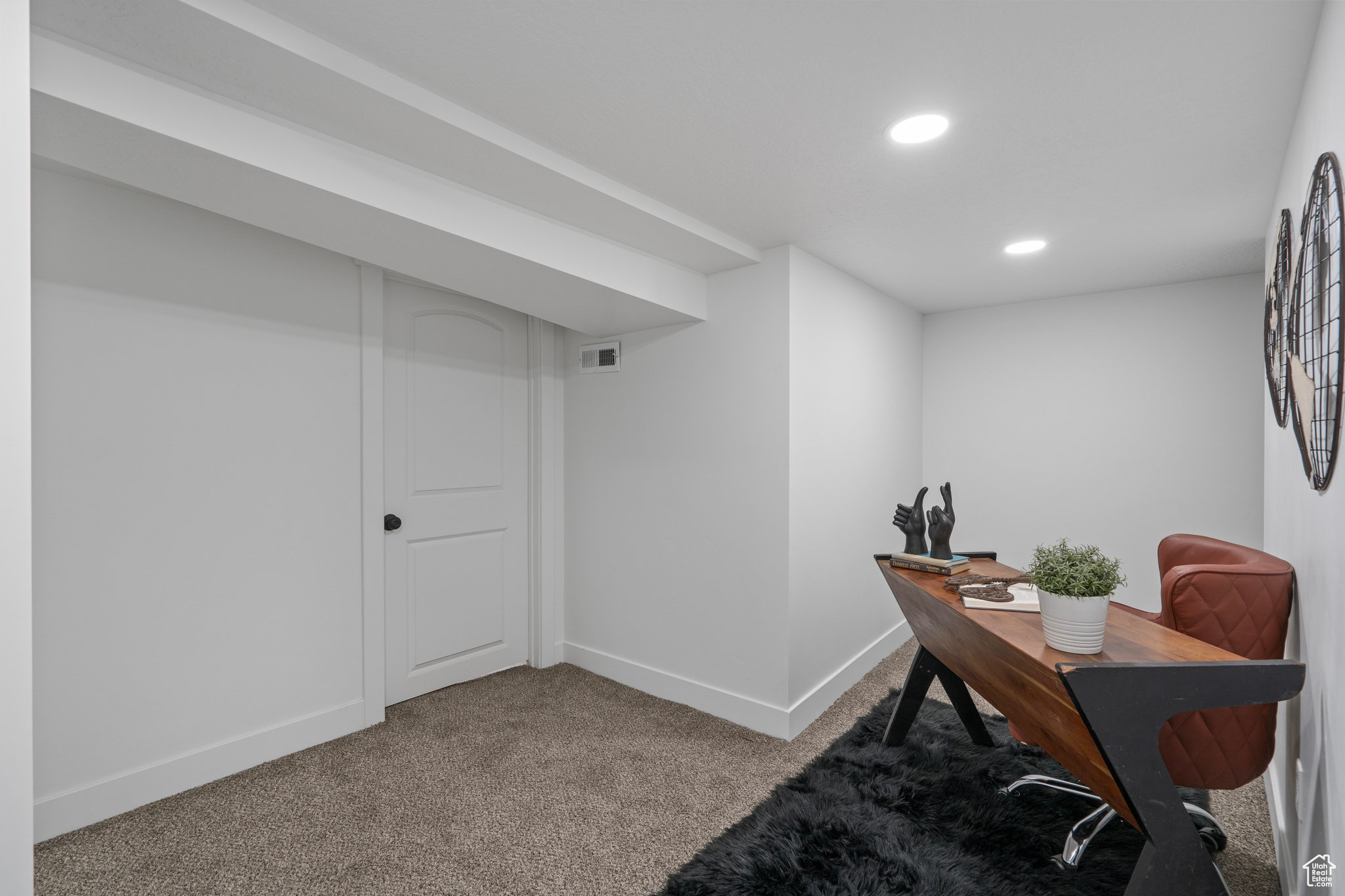 473 W CENTER ST
