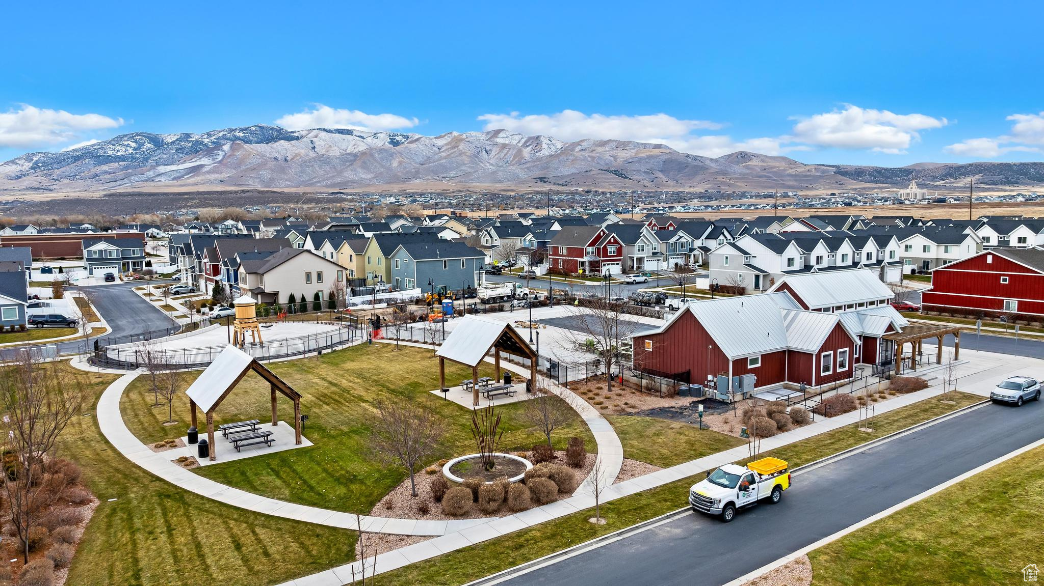 494 S DAY DREAM LN