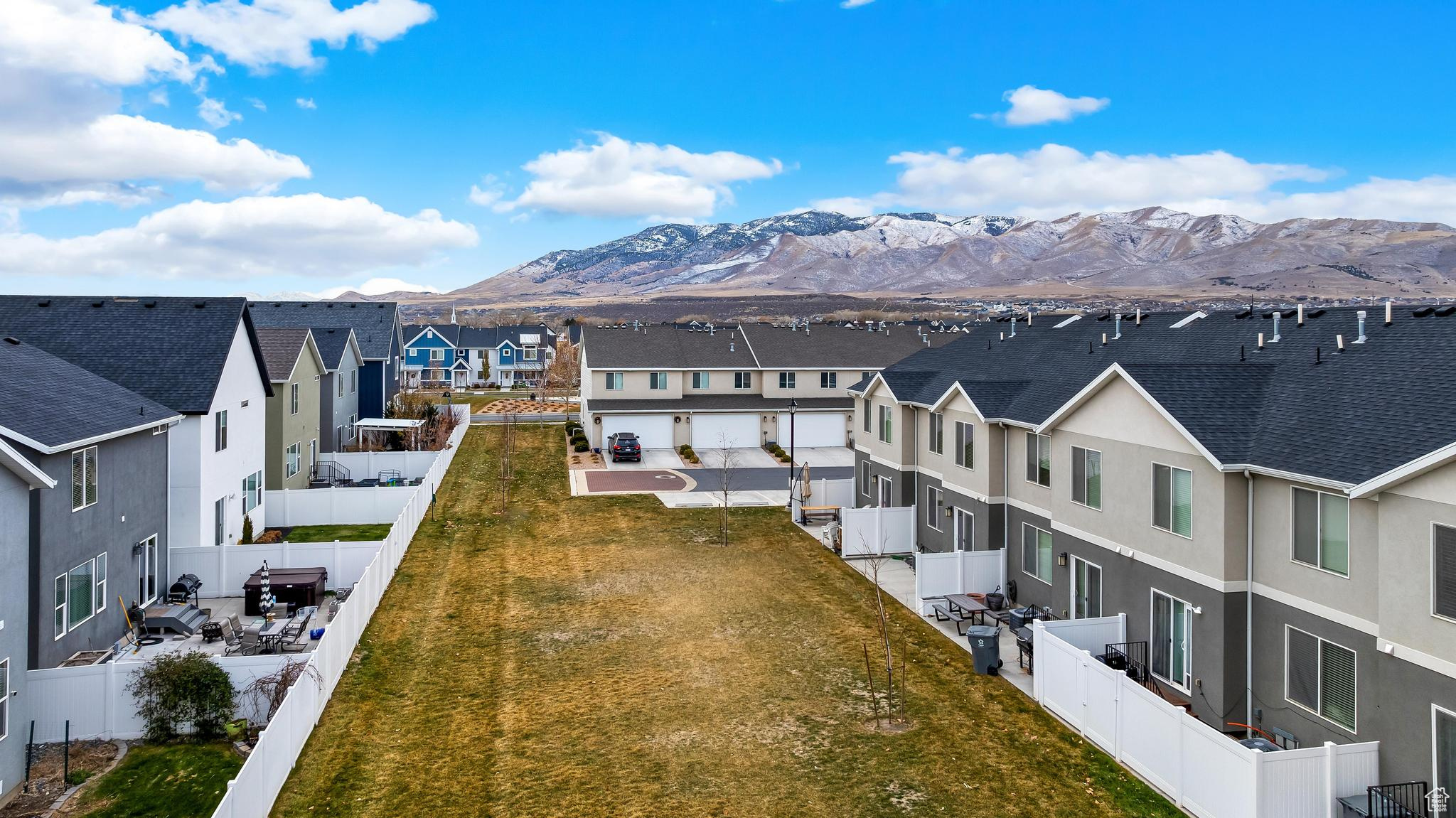 494 S DAY DREAM LN