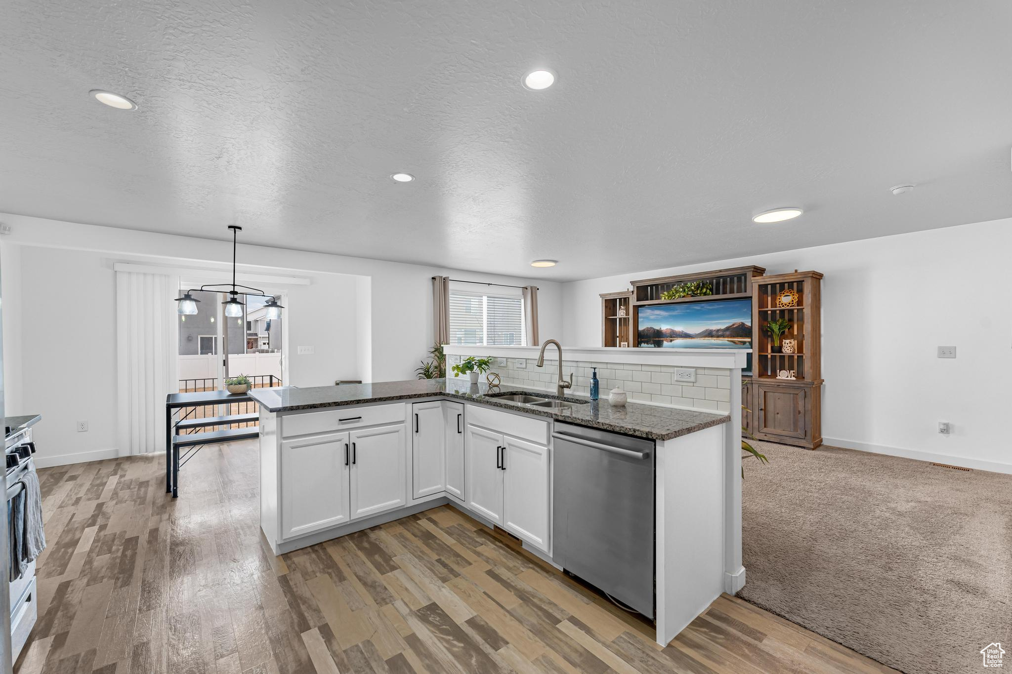 494 S DAY DREAM LN