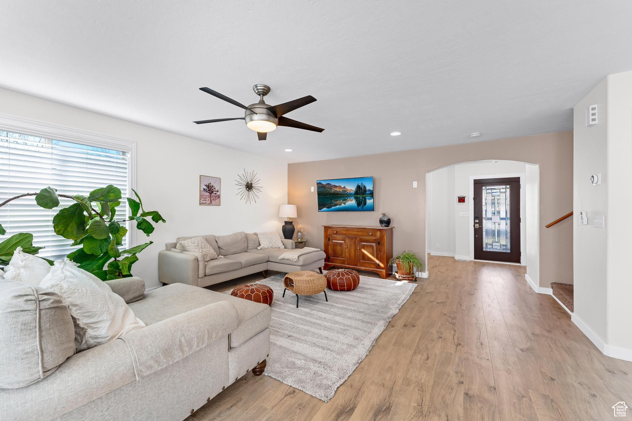 3652 S LAKE MOUNTAIN DR