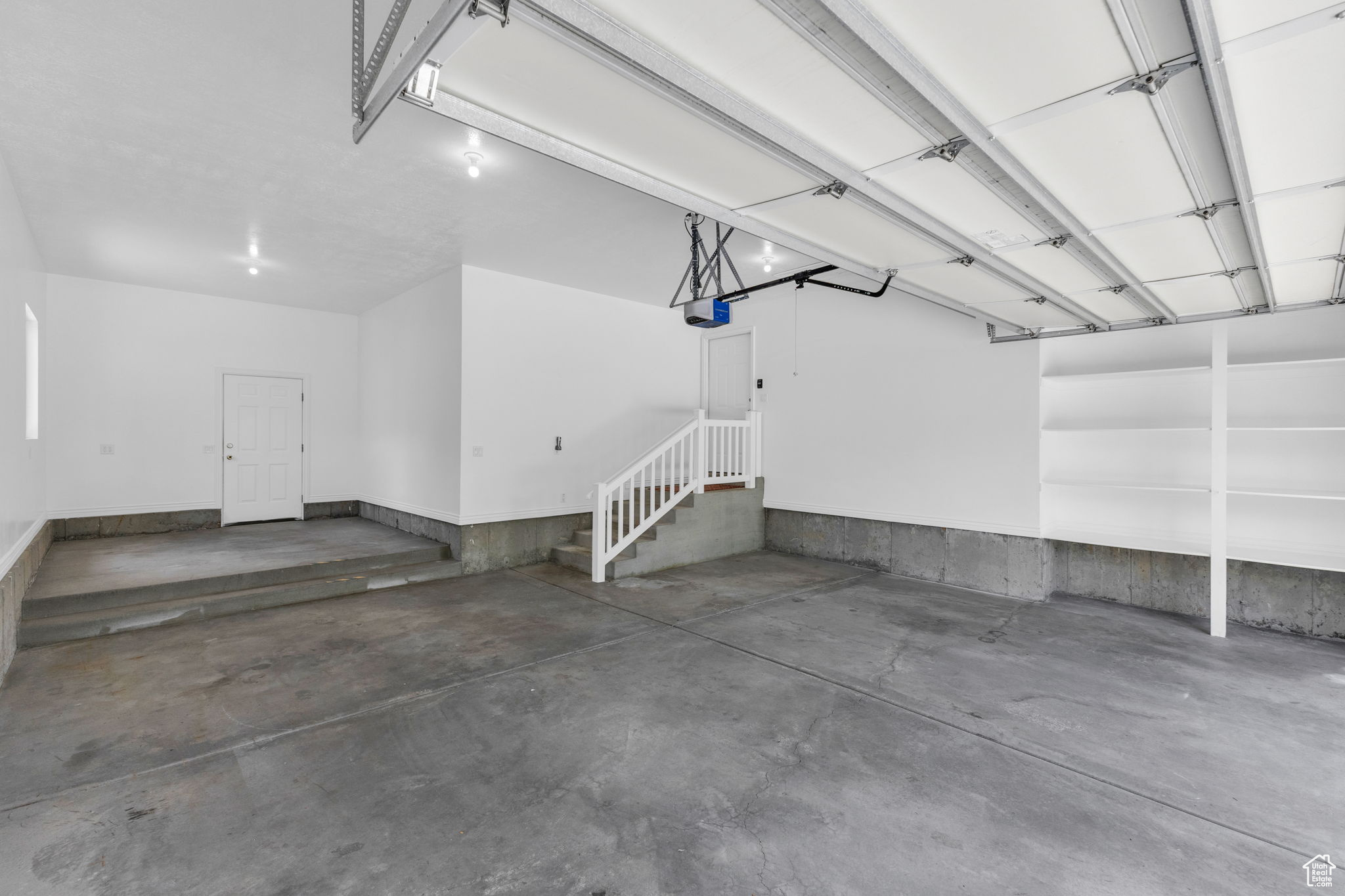 475 S RIDGE DRIVE DR.