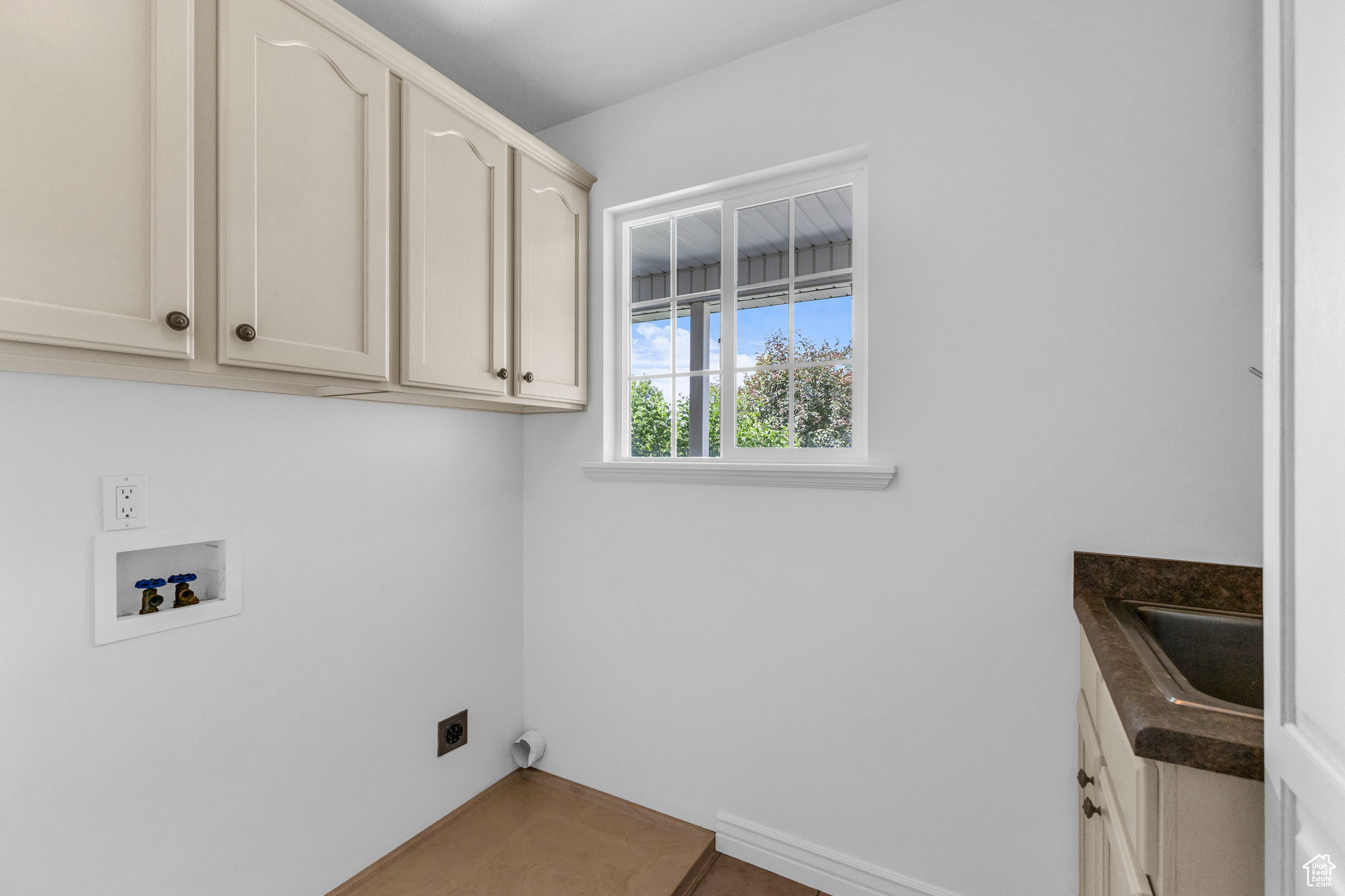475 S RIDGE DRIVE DR.