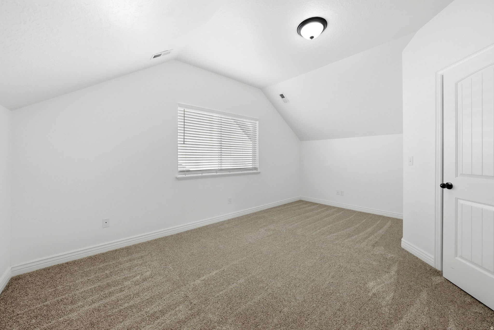 6446 S ORANGE SKY CT