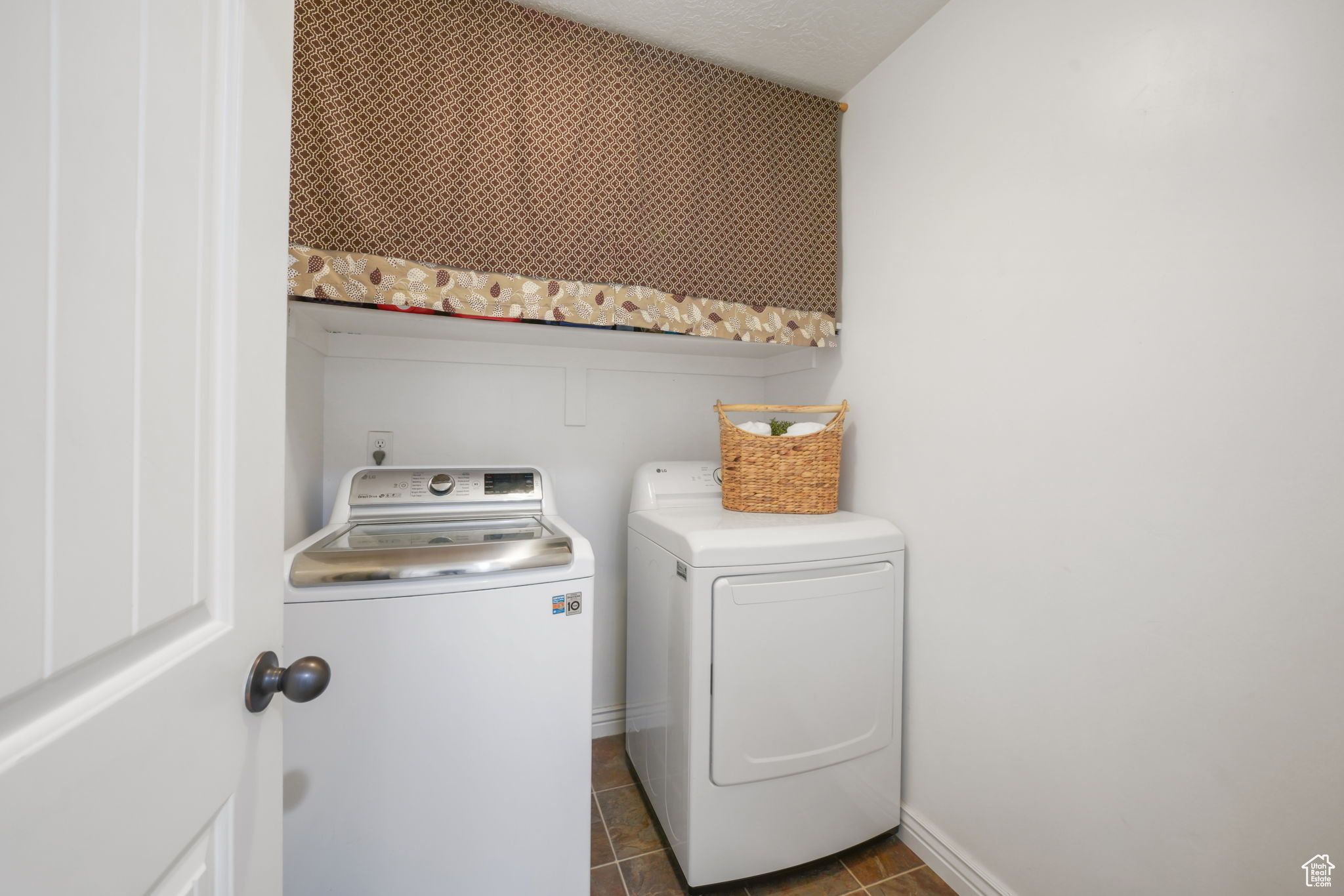 6446 S ORANGE SKY CT