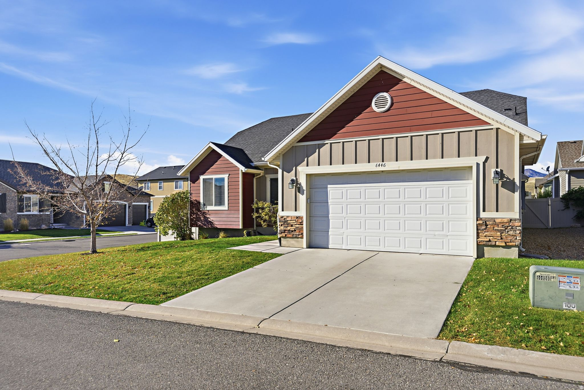 6446 S ORANGE SKY CT