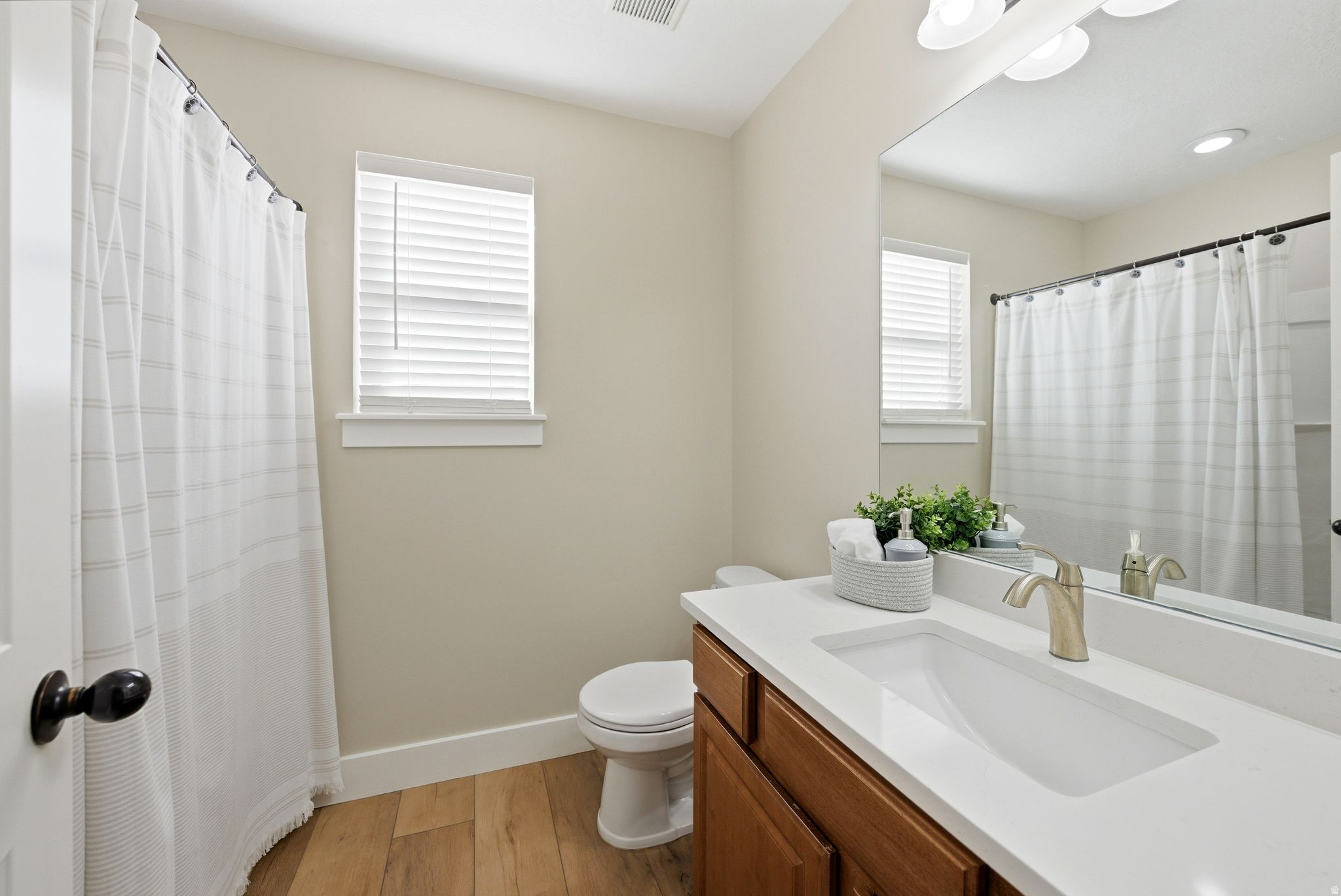 6446 S ORANGE SKY CT