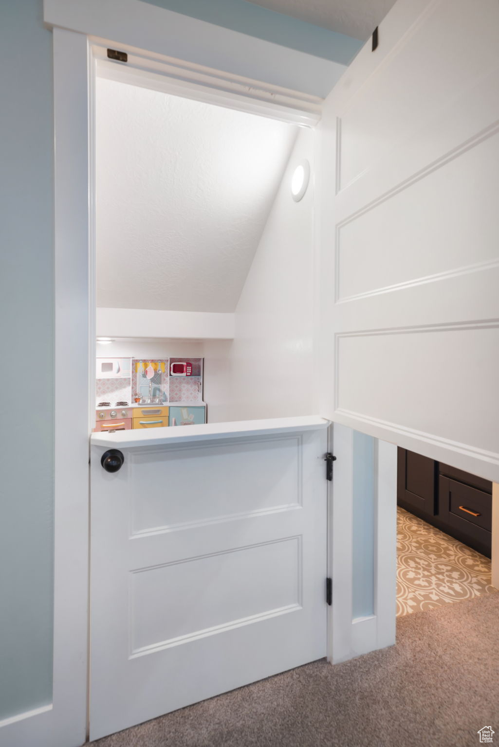 6446 S ORANGE SKY CT