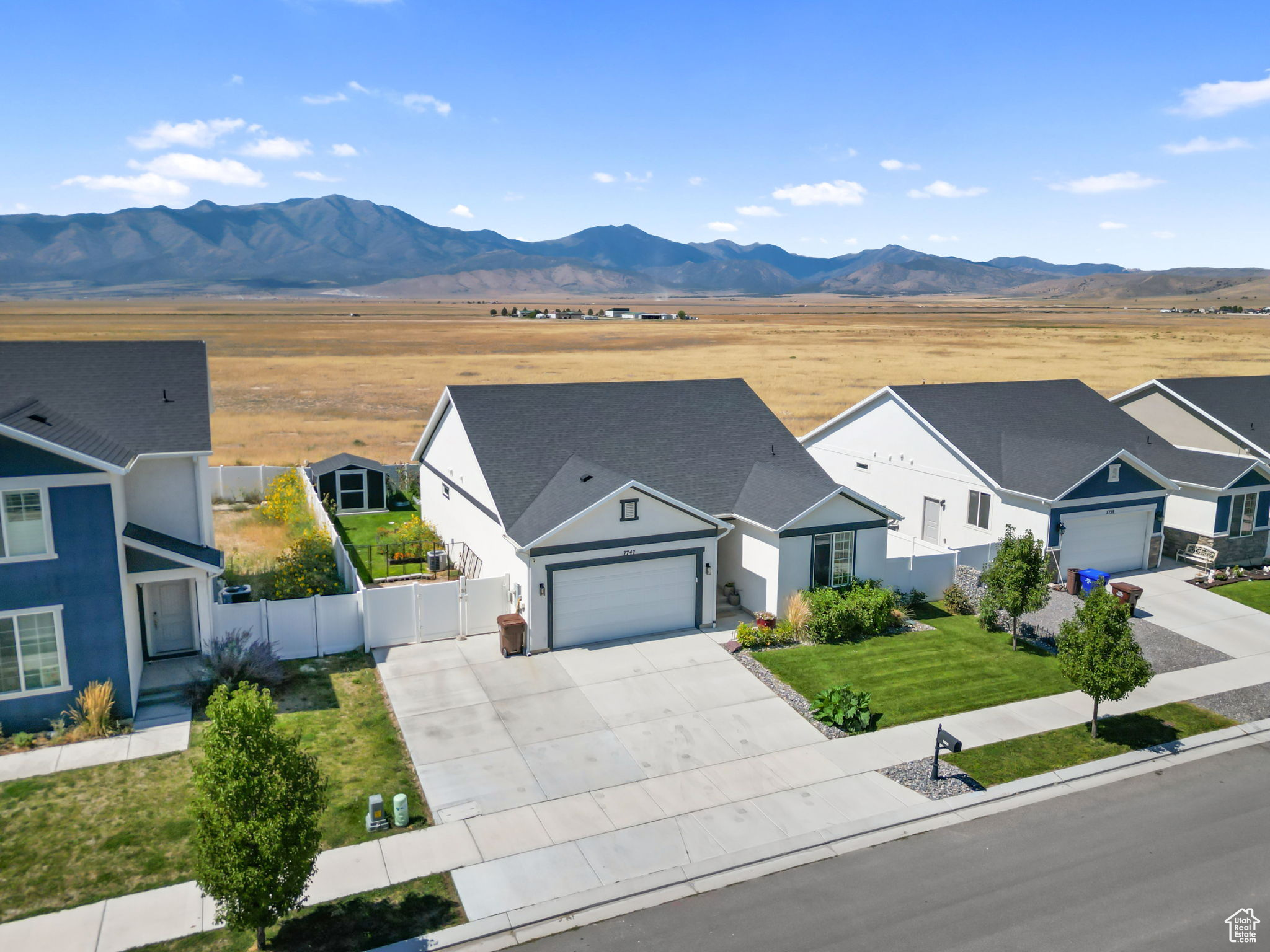 7747 N SEABISCUIT RD