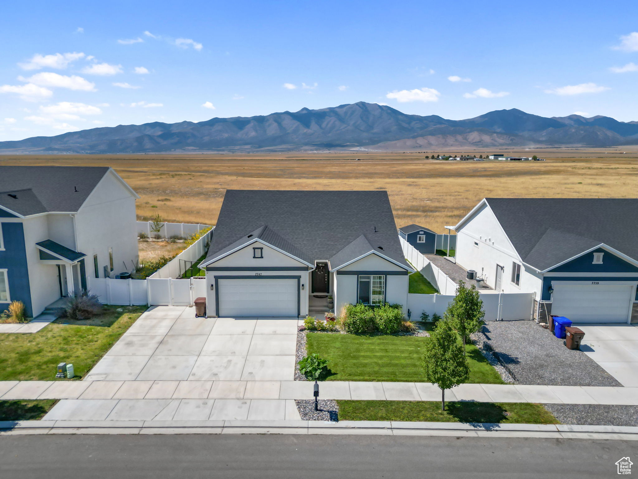 7747 N SEABISCUIT RD