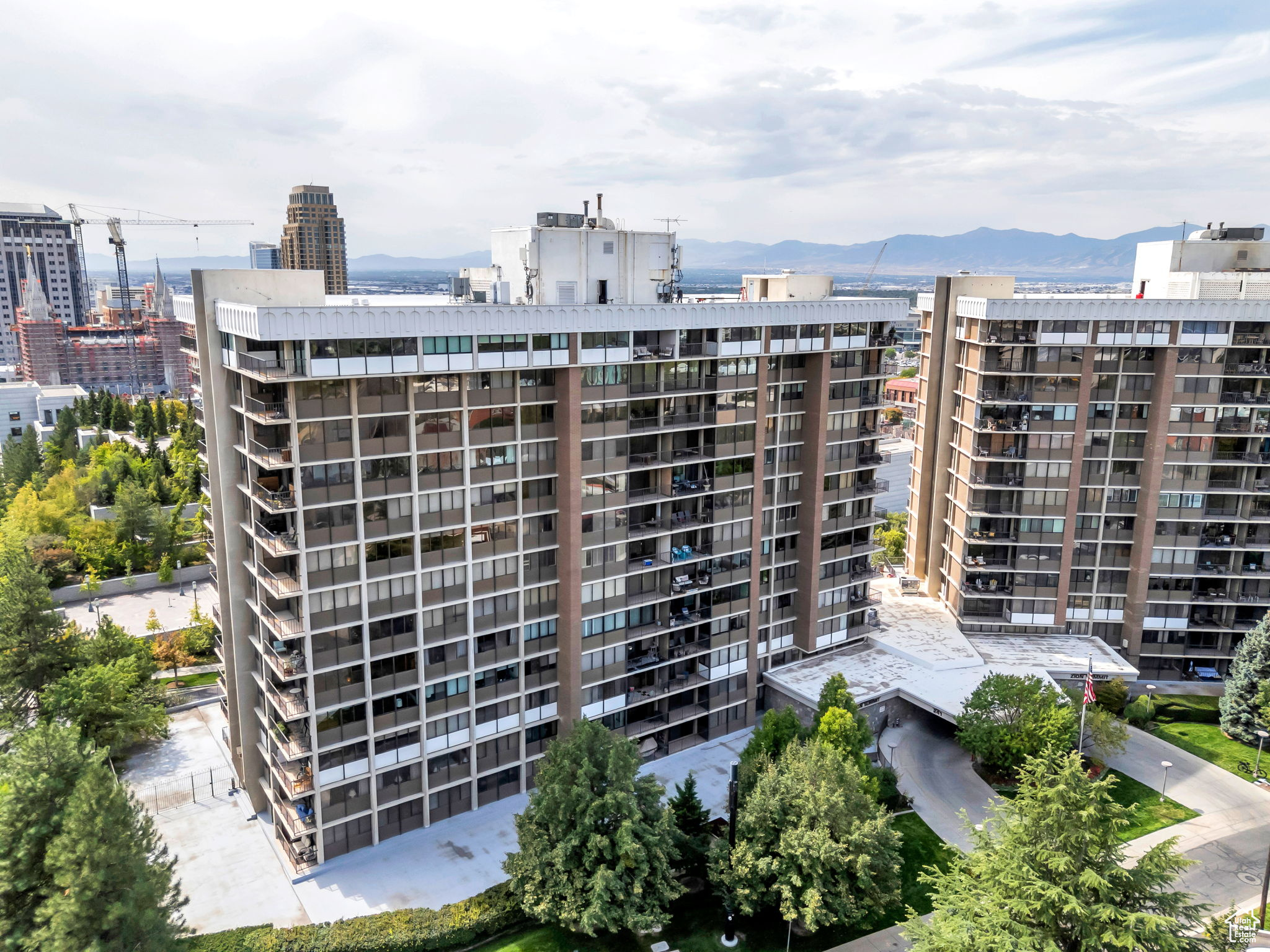 241 N VINE ST #1101E