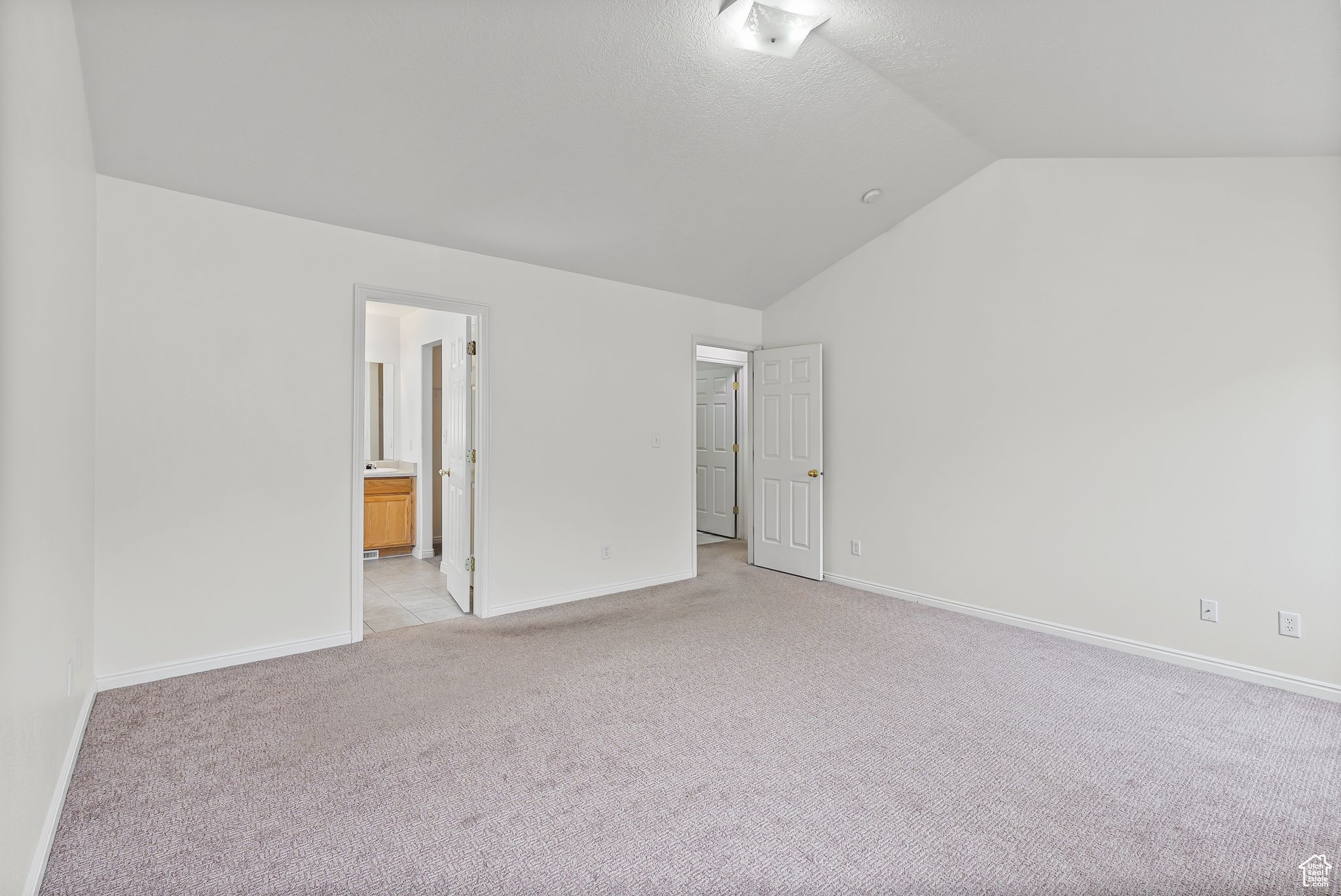 1437 S 2050 E