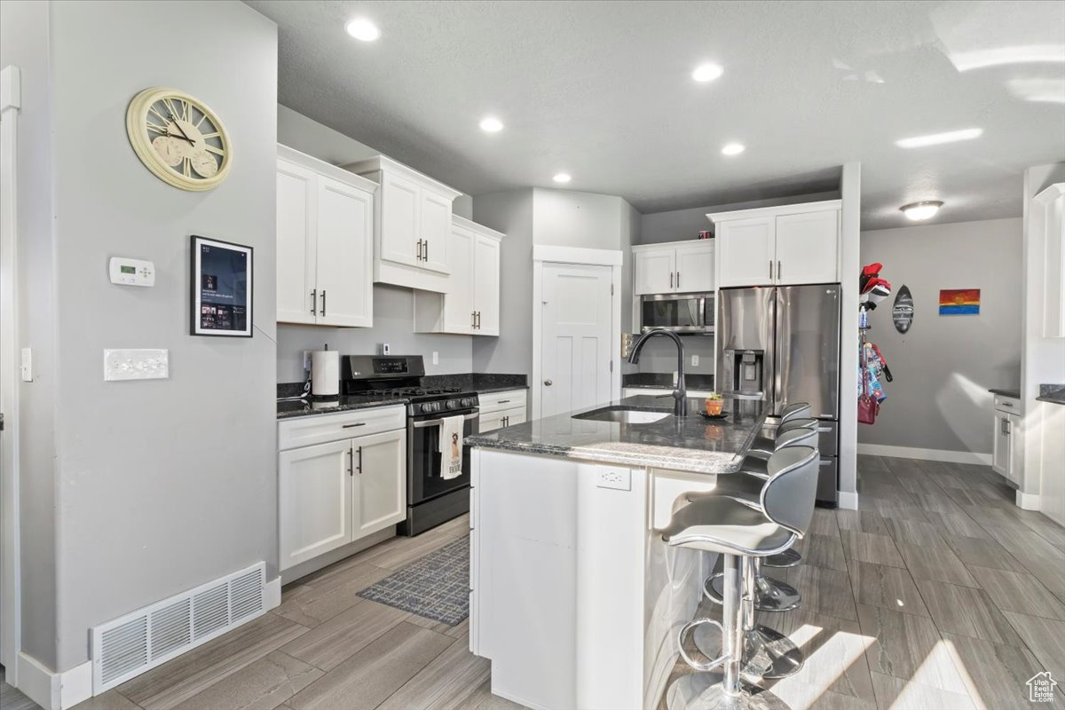 7464 W HALL CROSSING DR