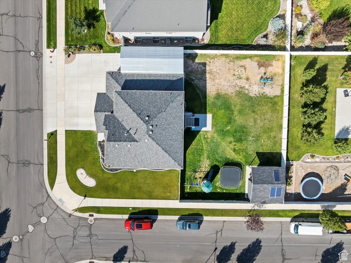 7464 W HALL CROSSING DR