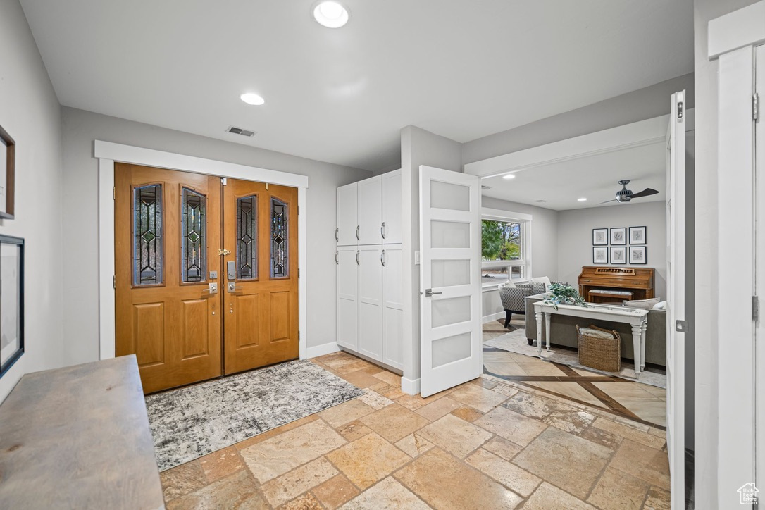 416 DAMASCUS DR