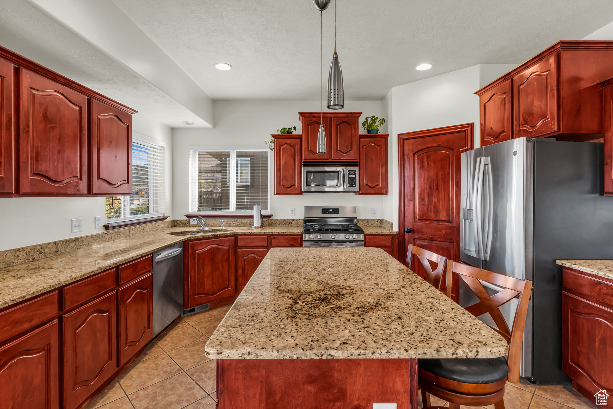 7718 N MOUNTAIN ASH WAY