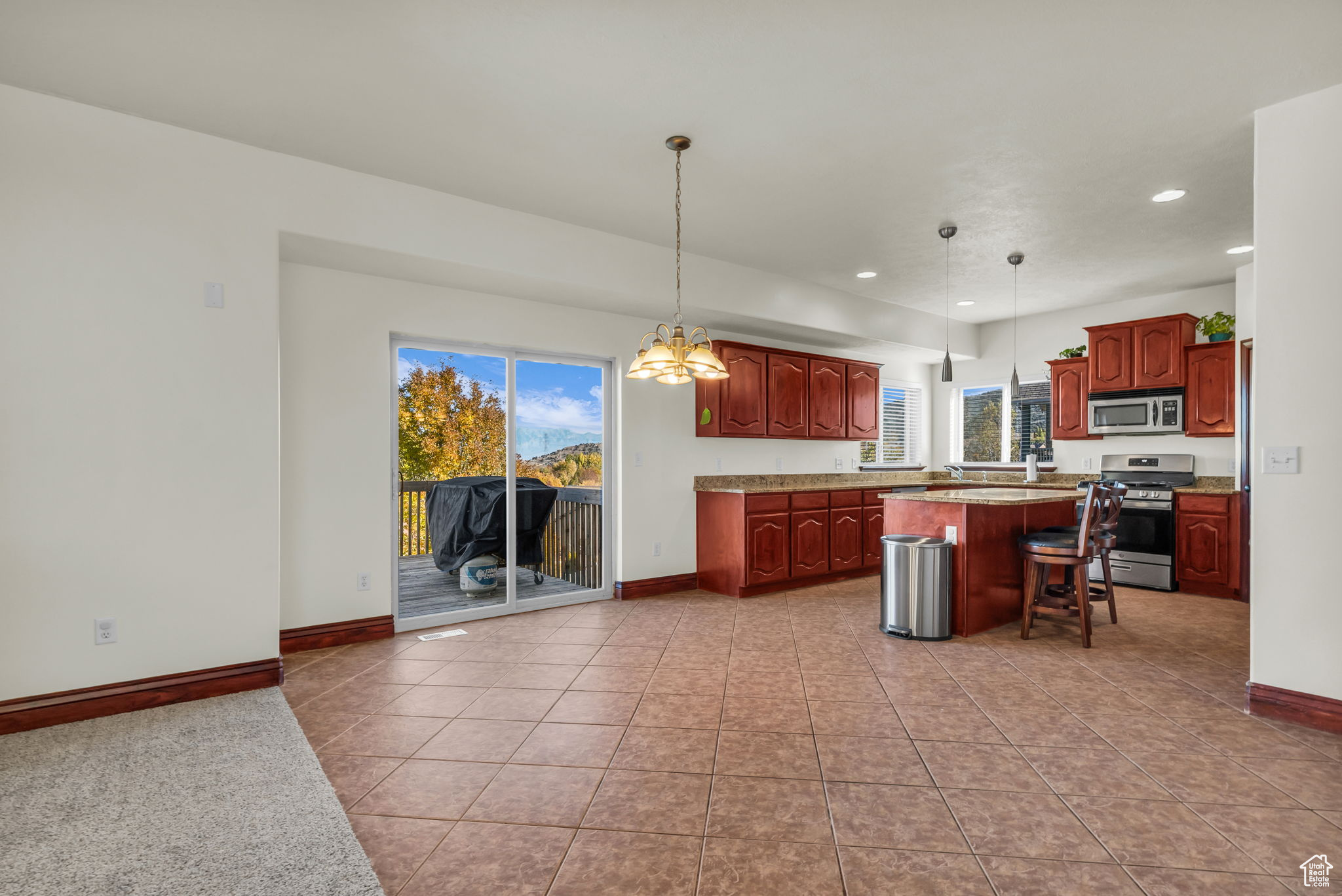 7718 N MOUNTAIN ASH WAY