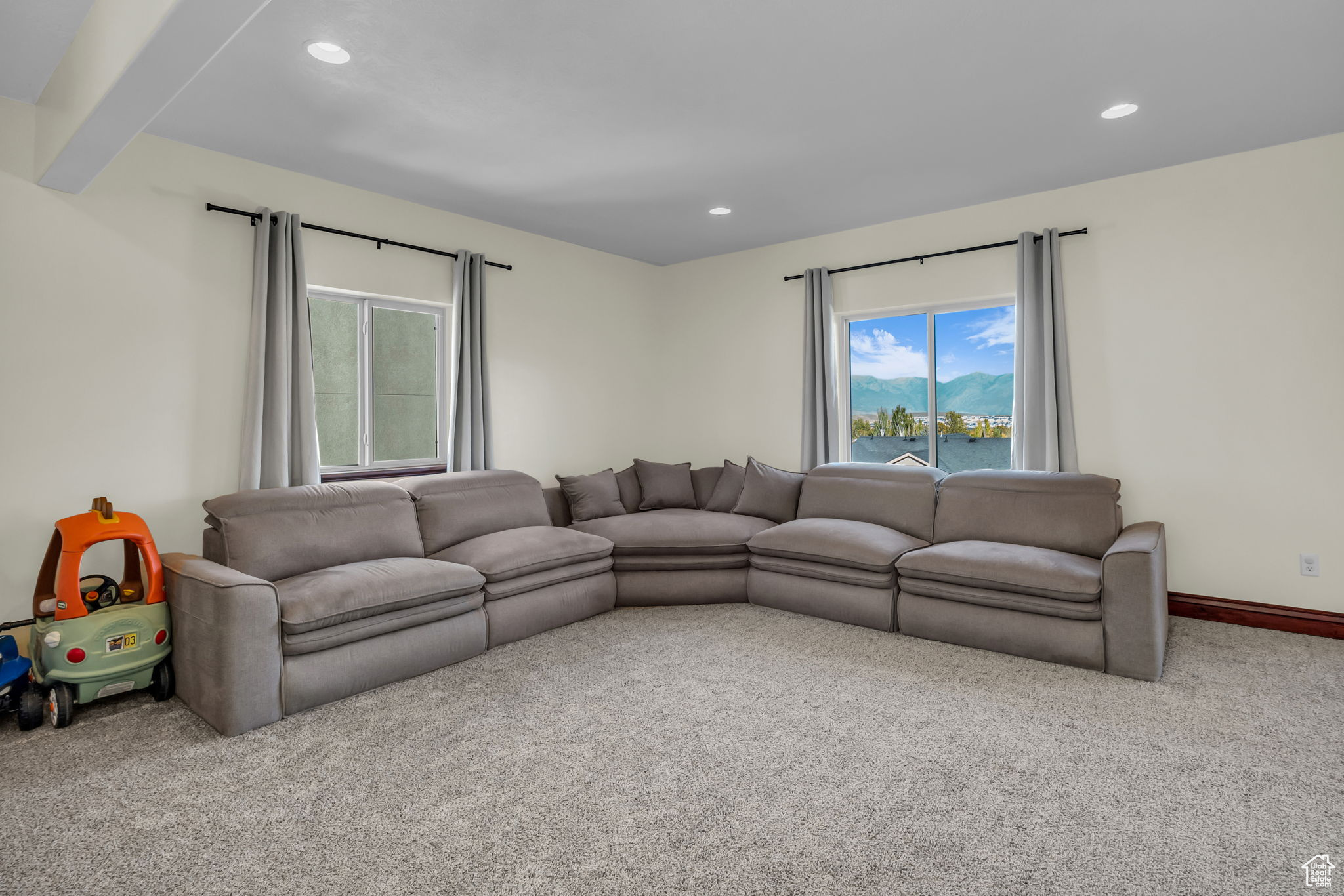 7718 N MOUNTAIN ASH WAY