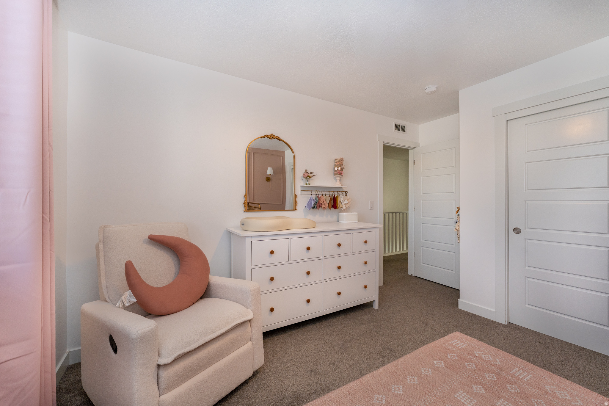 6078 N WHITE ROCK RD