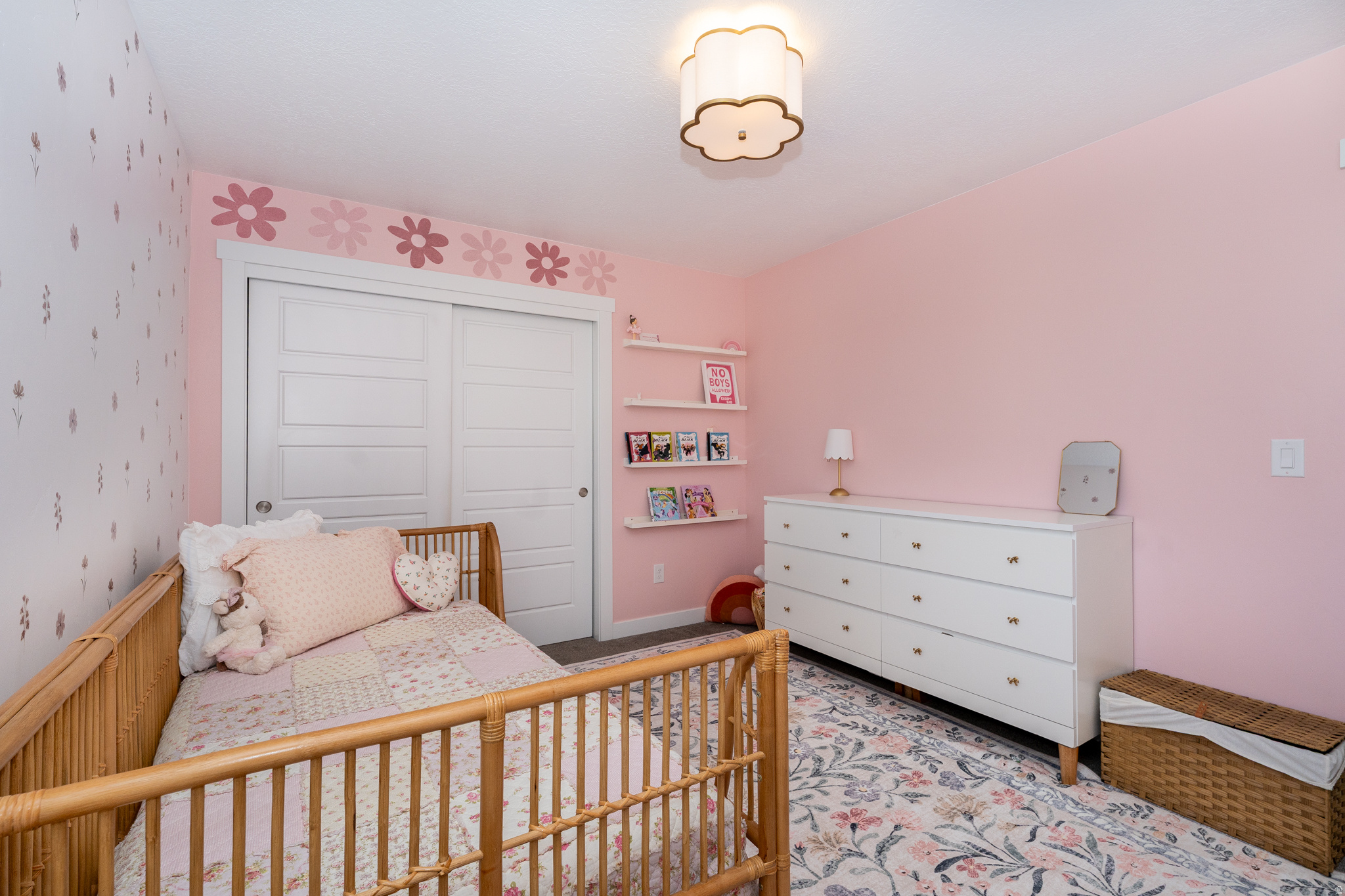 6078 N WHITE ROCK RD