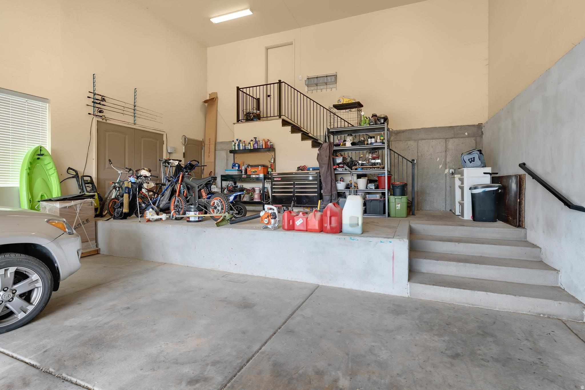 2177 S CENTENNIAL BLVD