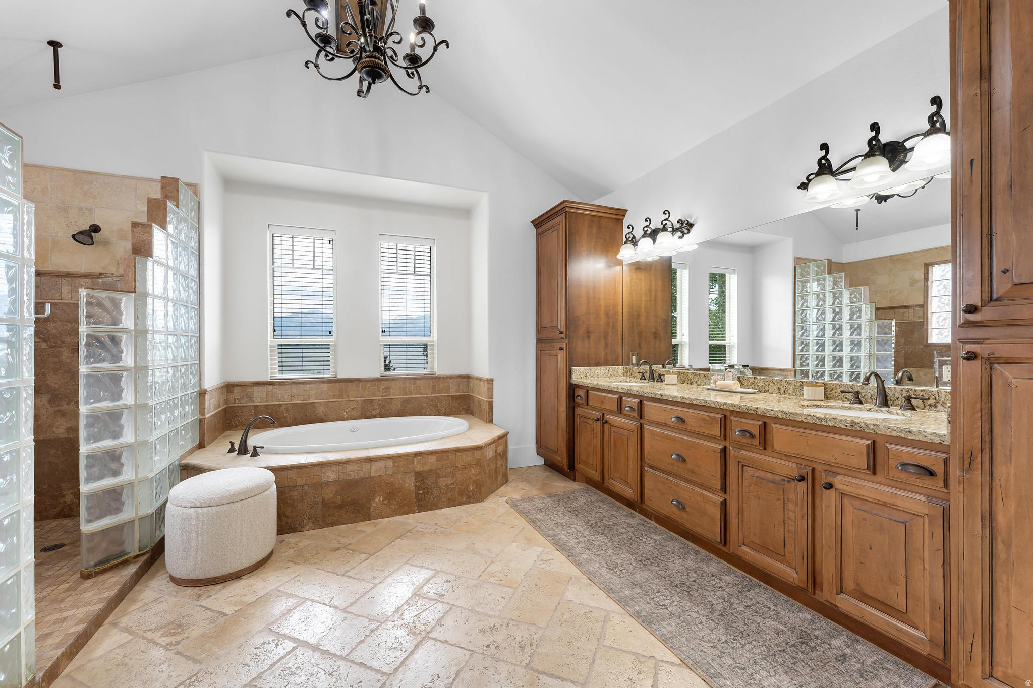 2177 S CENTENNIAL BLVD