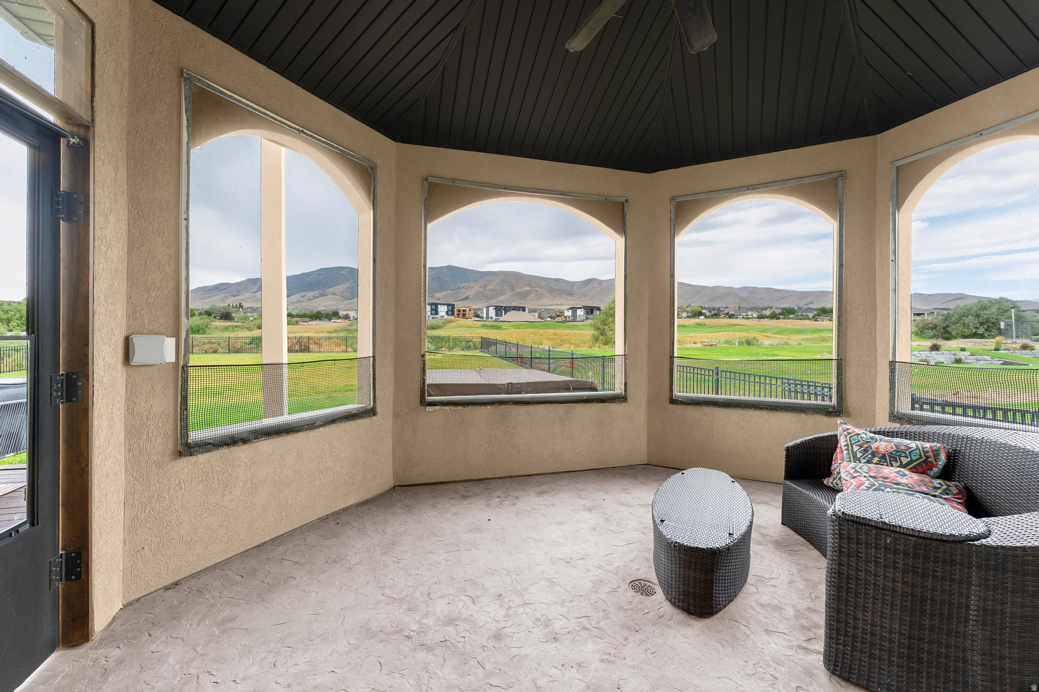 2177 S CENTENNIAL BLVD