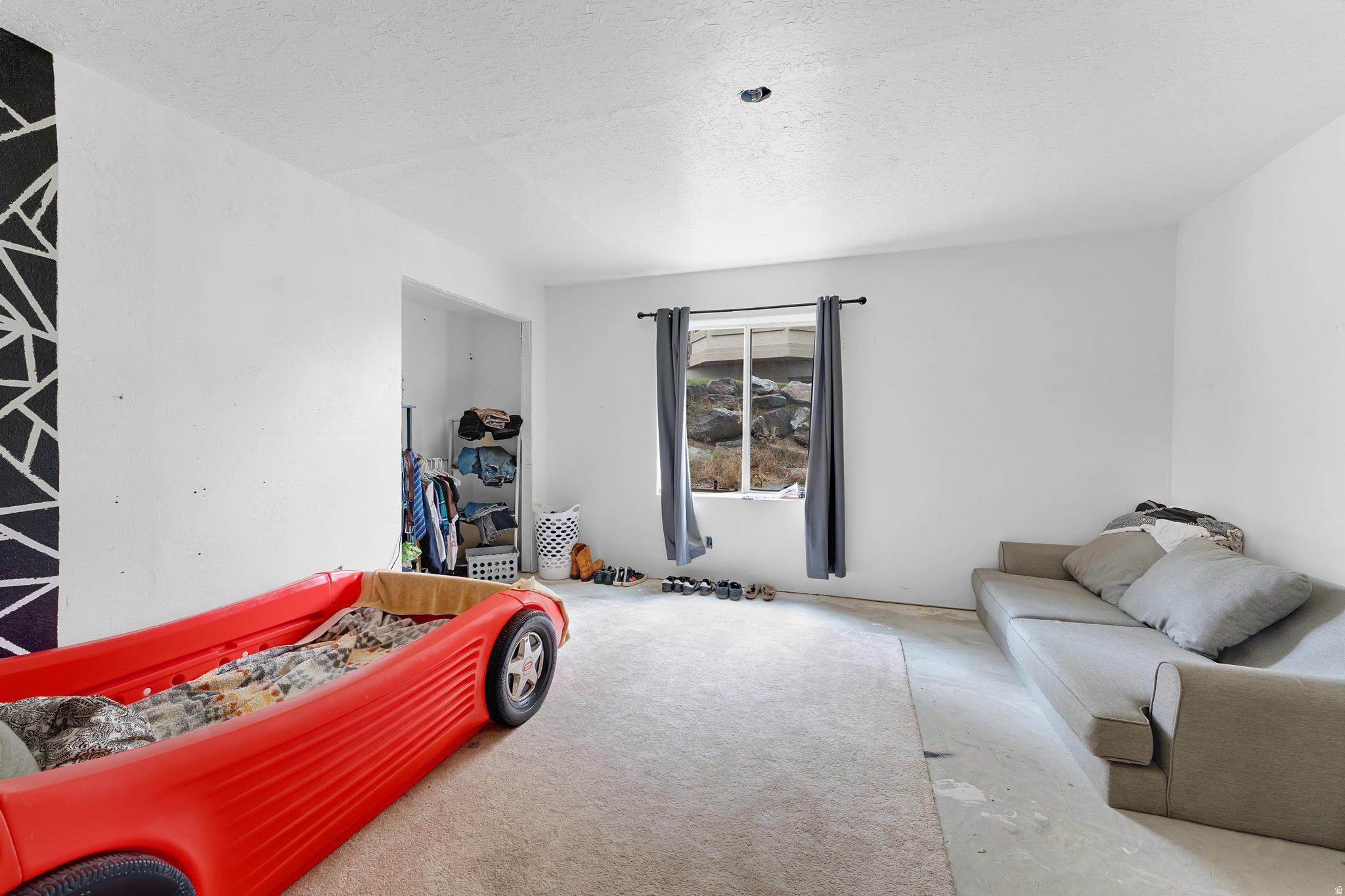 2177 S CENTENNIAL BLVD