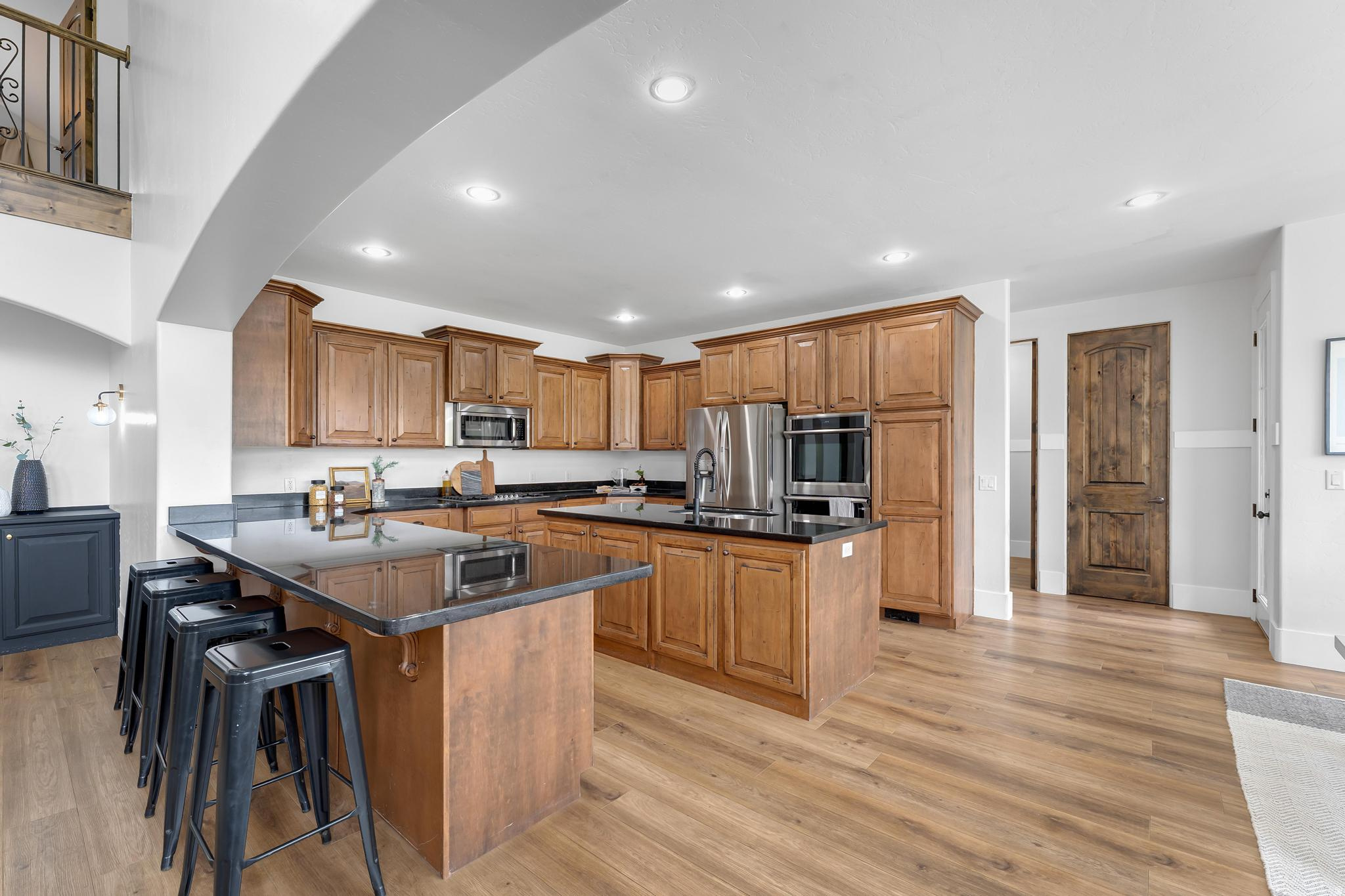 2177 S CENTENNIAL BLVD