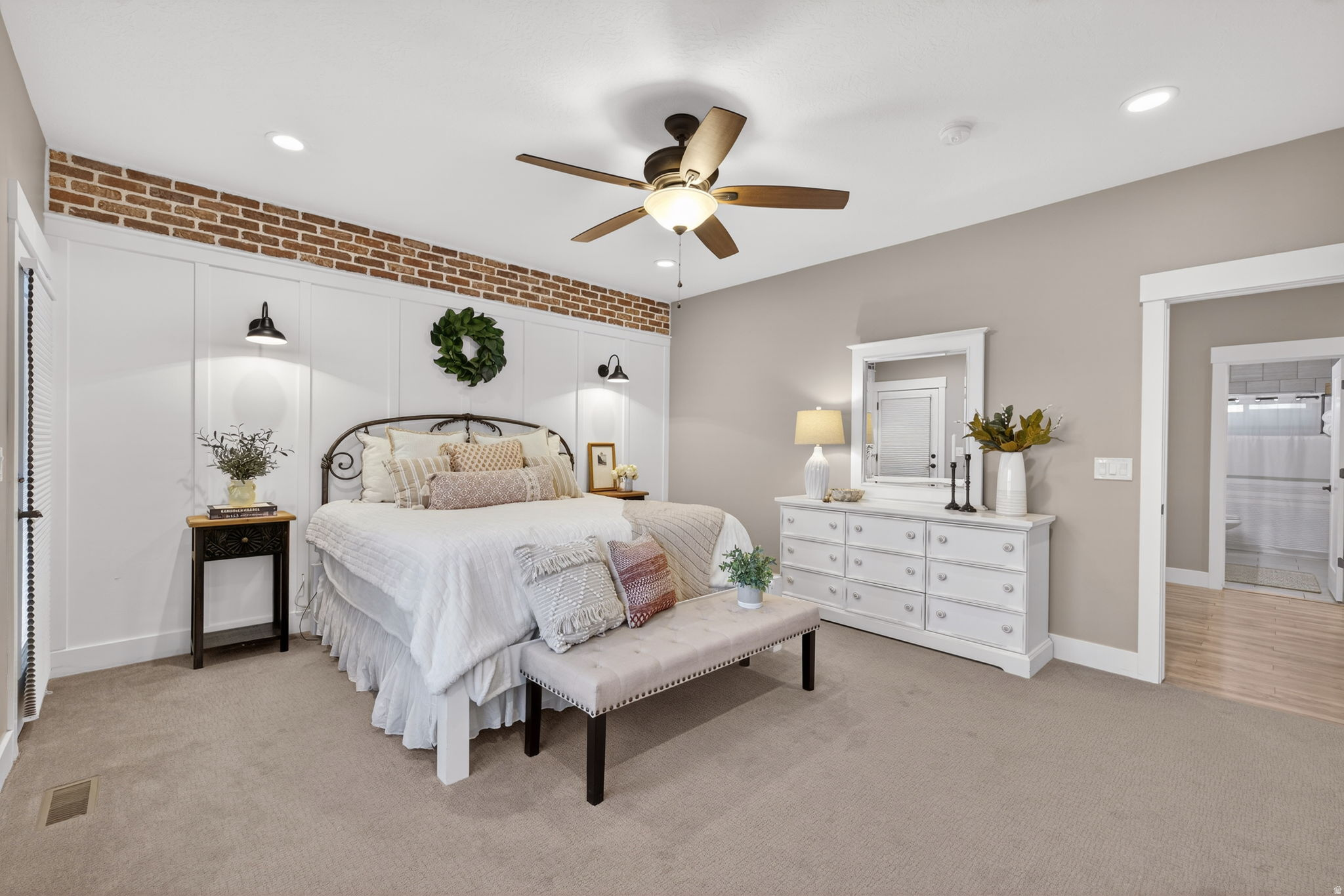 4673 W CANYON VIEW DR