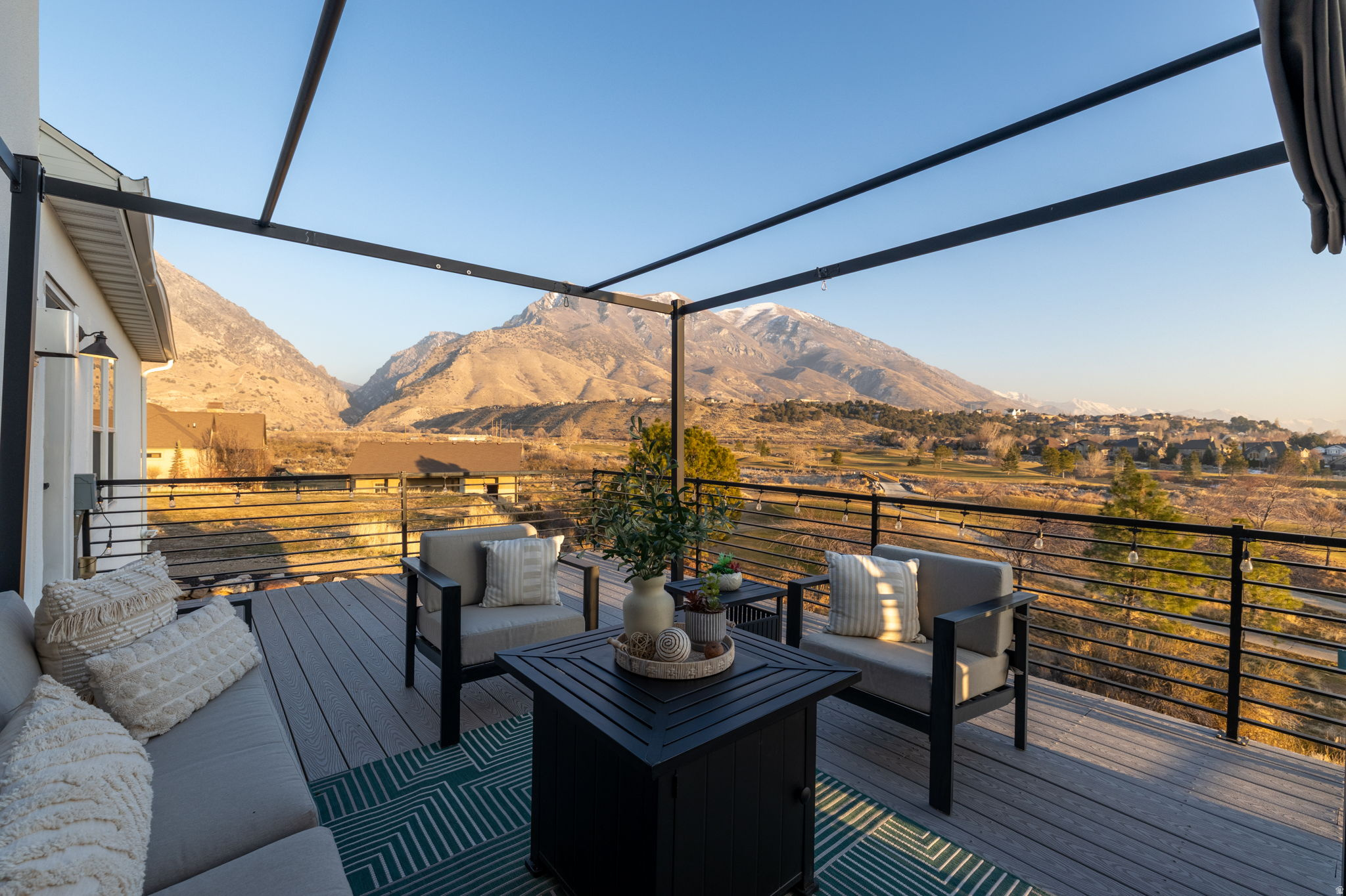 4673 W CANYON VIEW DR