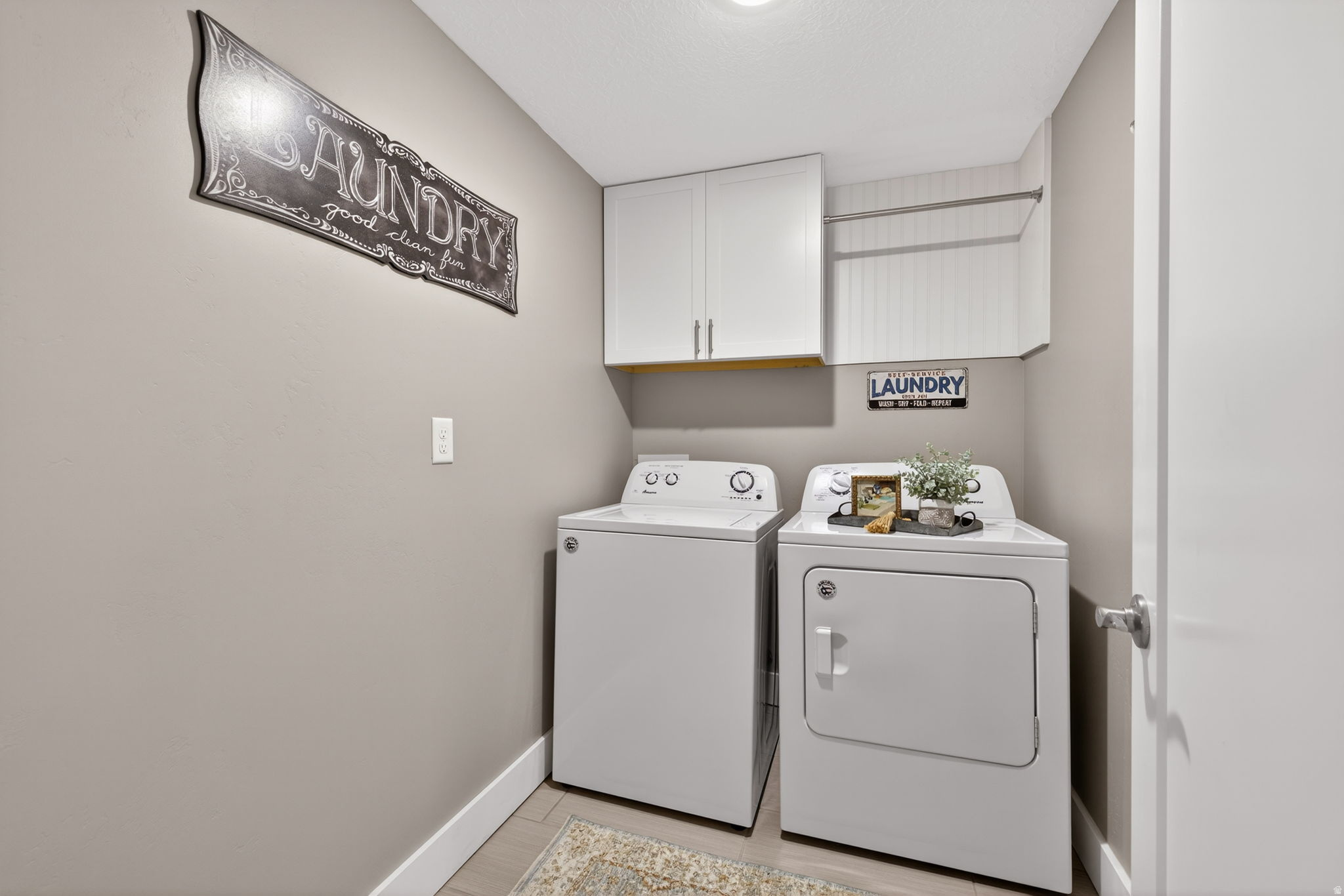 4673 W CANYON VIEW DR