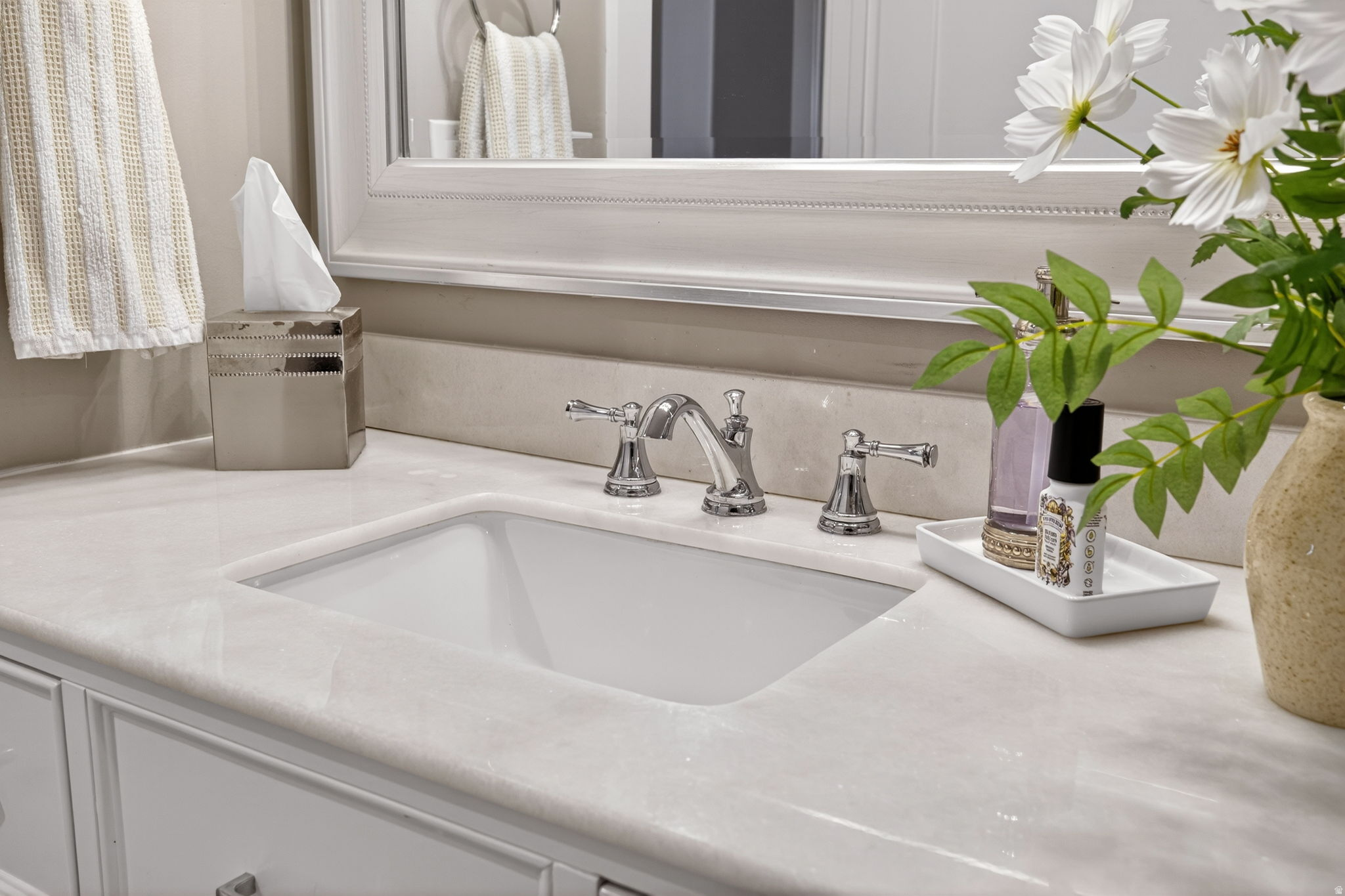 4673 W CANYON VIEW DR