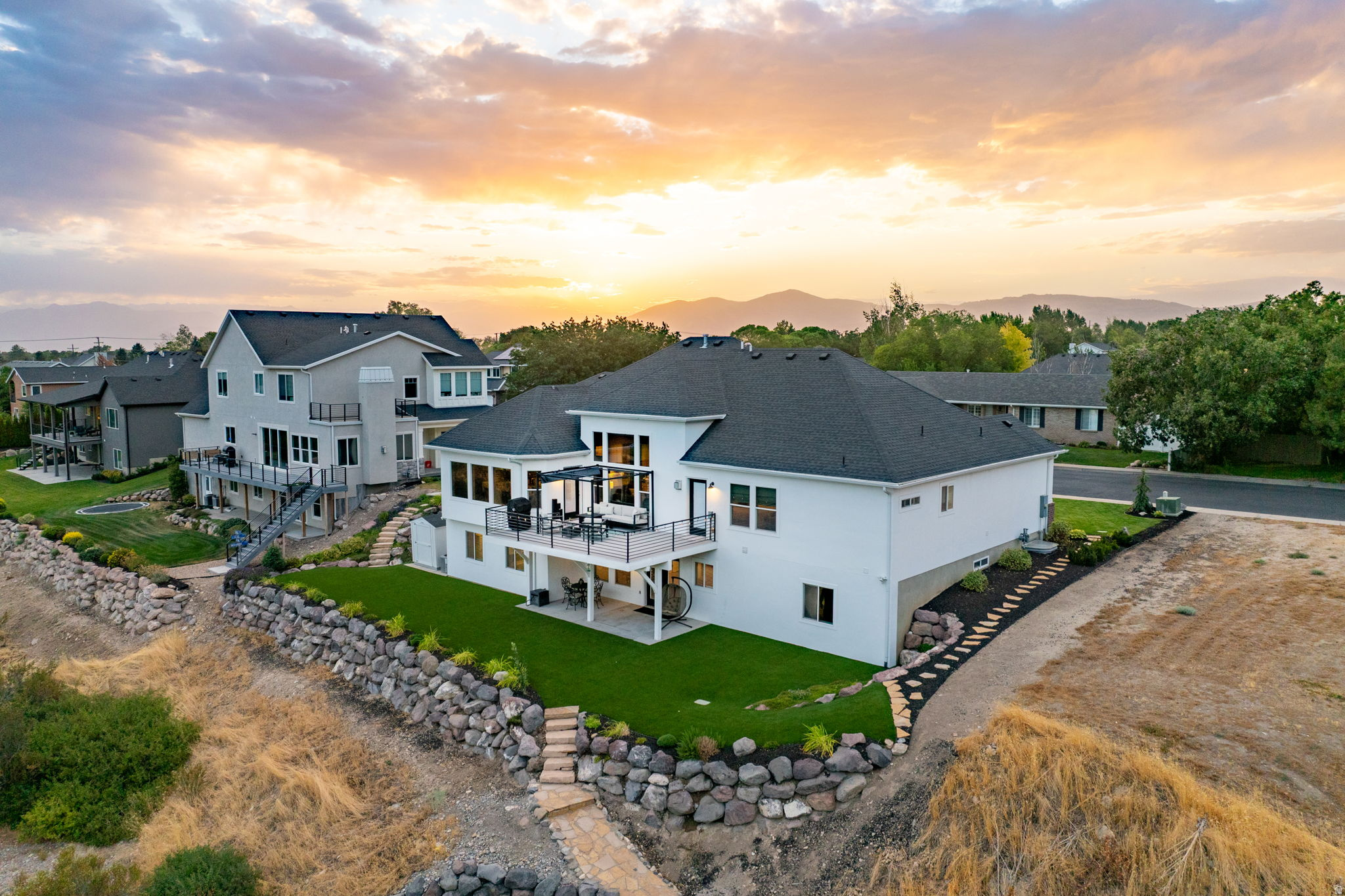 4673 W CANYON VIEW DR