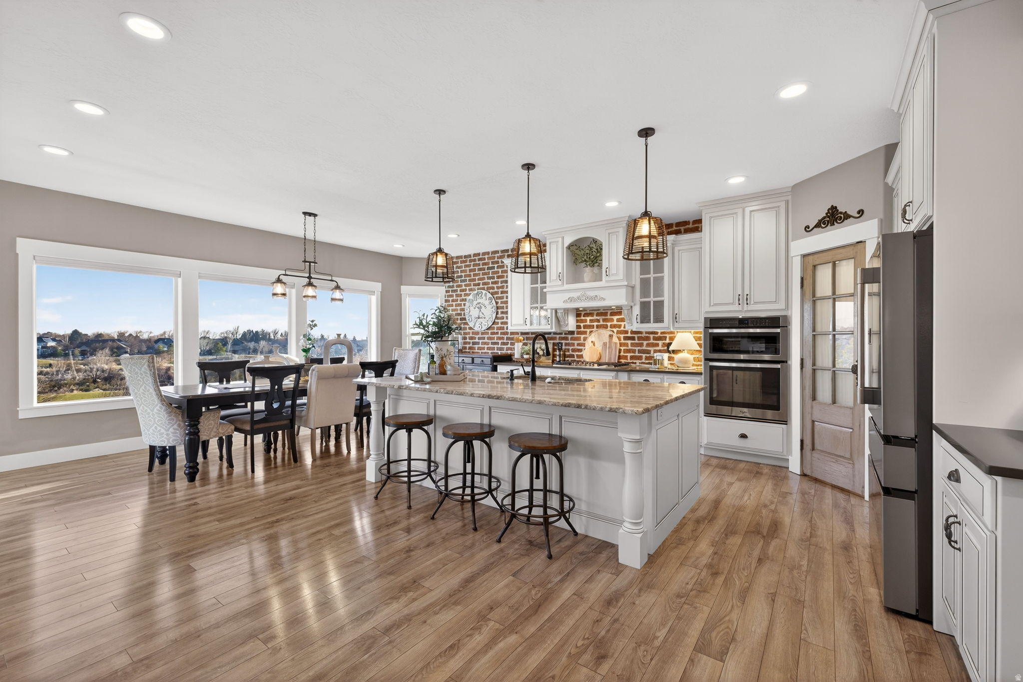 4673 W CANYON VIEW DR