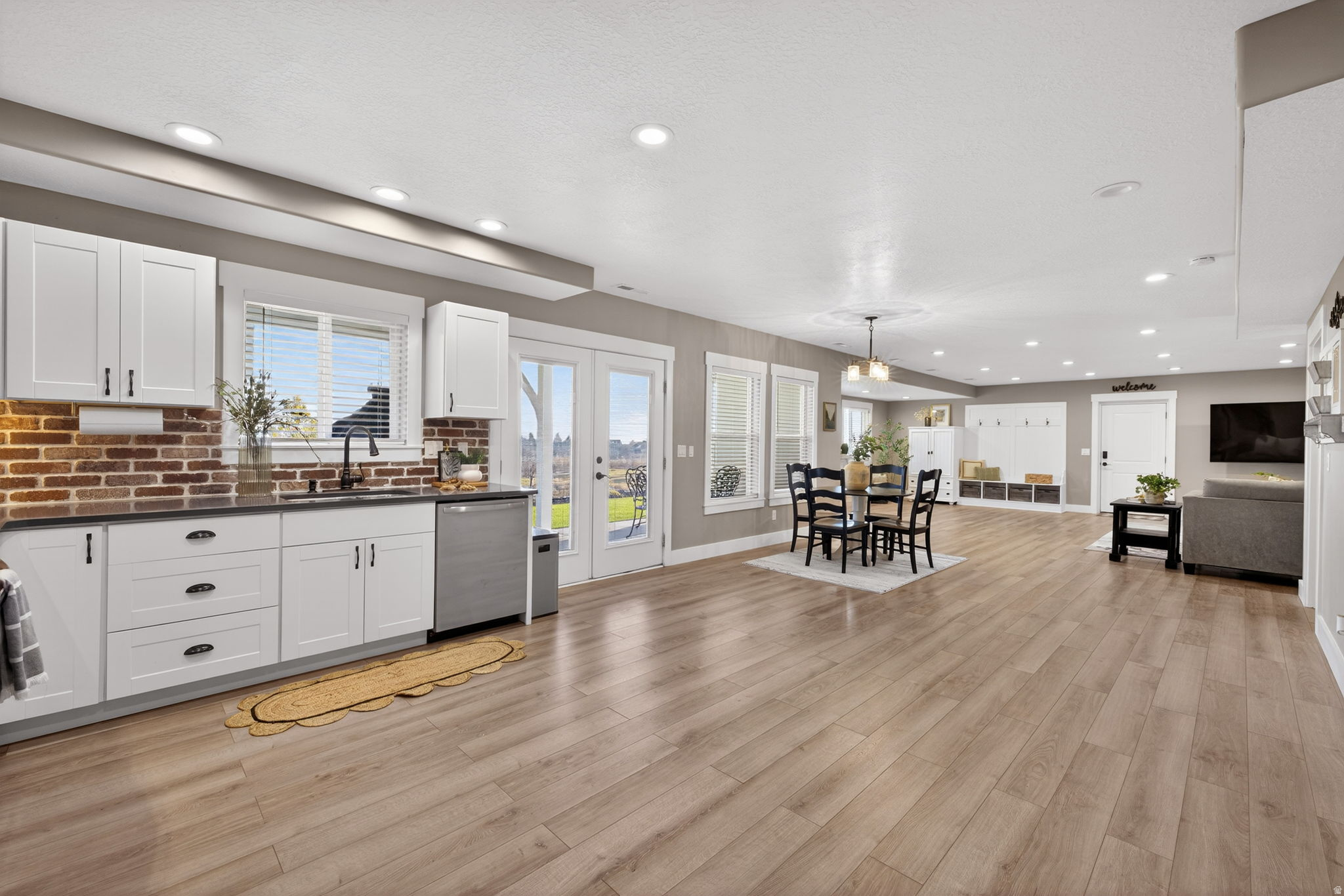 4673 W CANYON VIEW DR