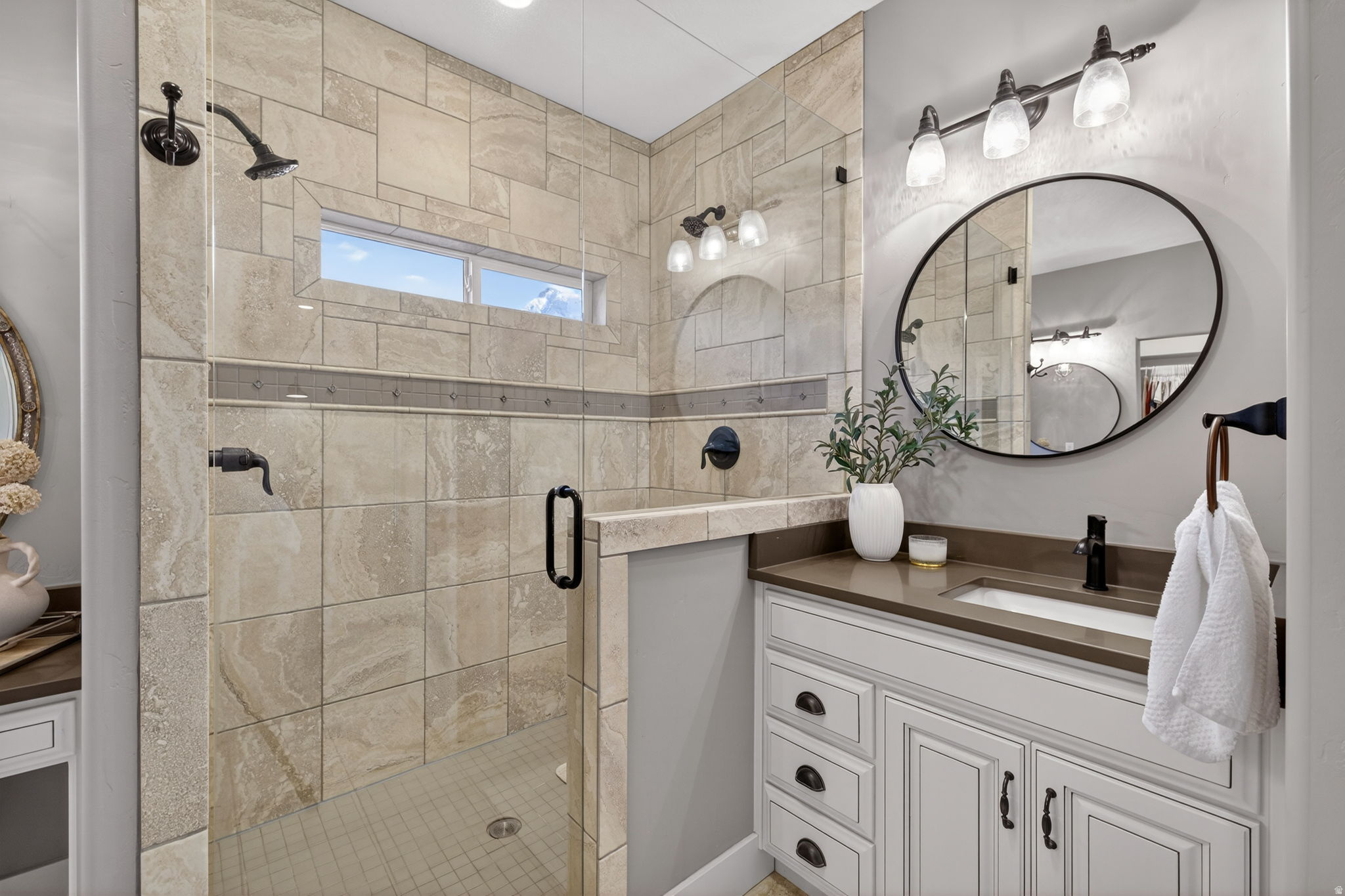 4673 W CANYON VIEW DR