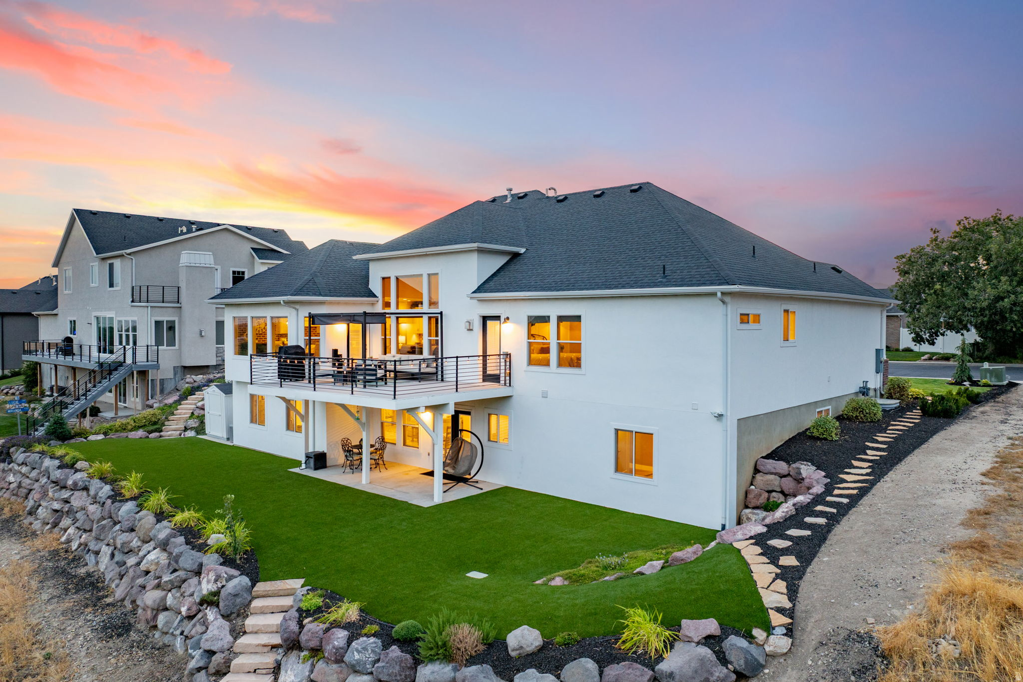 4673 W CANYON VIEW DR