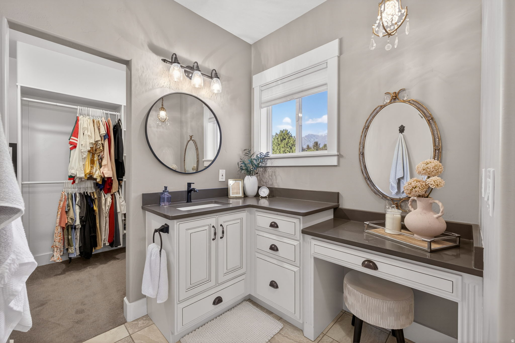 4673 W CANYON VIEW DR