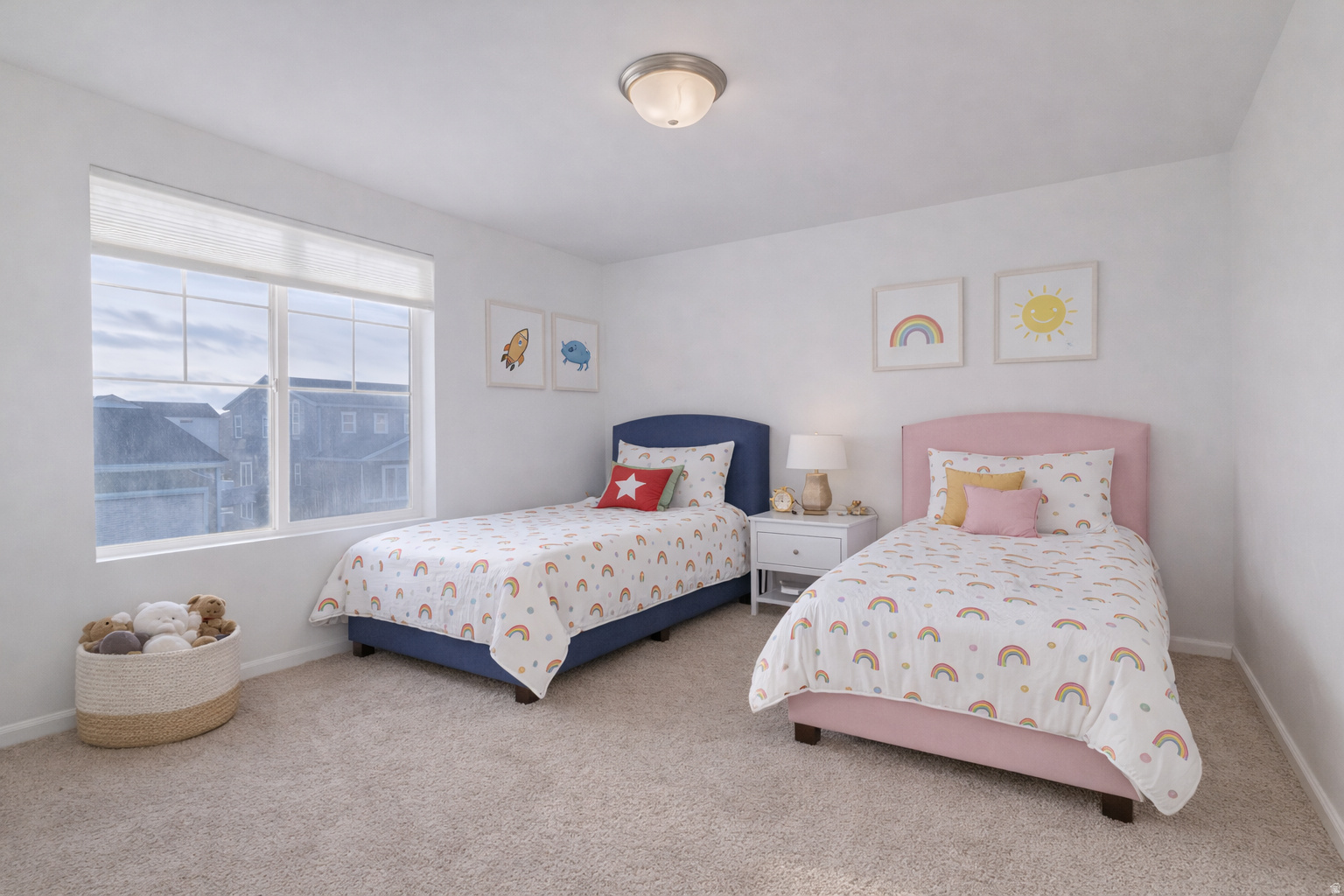 5492 NORTH YEAGER LN