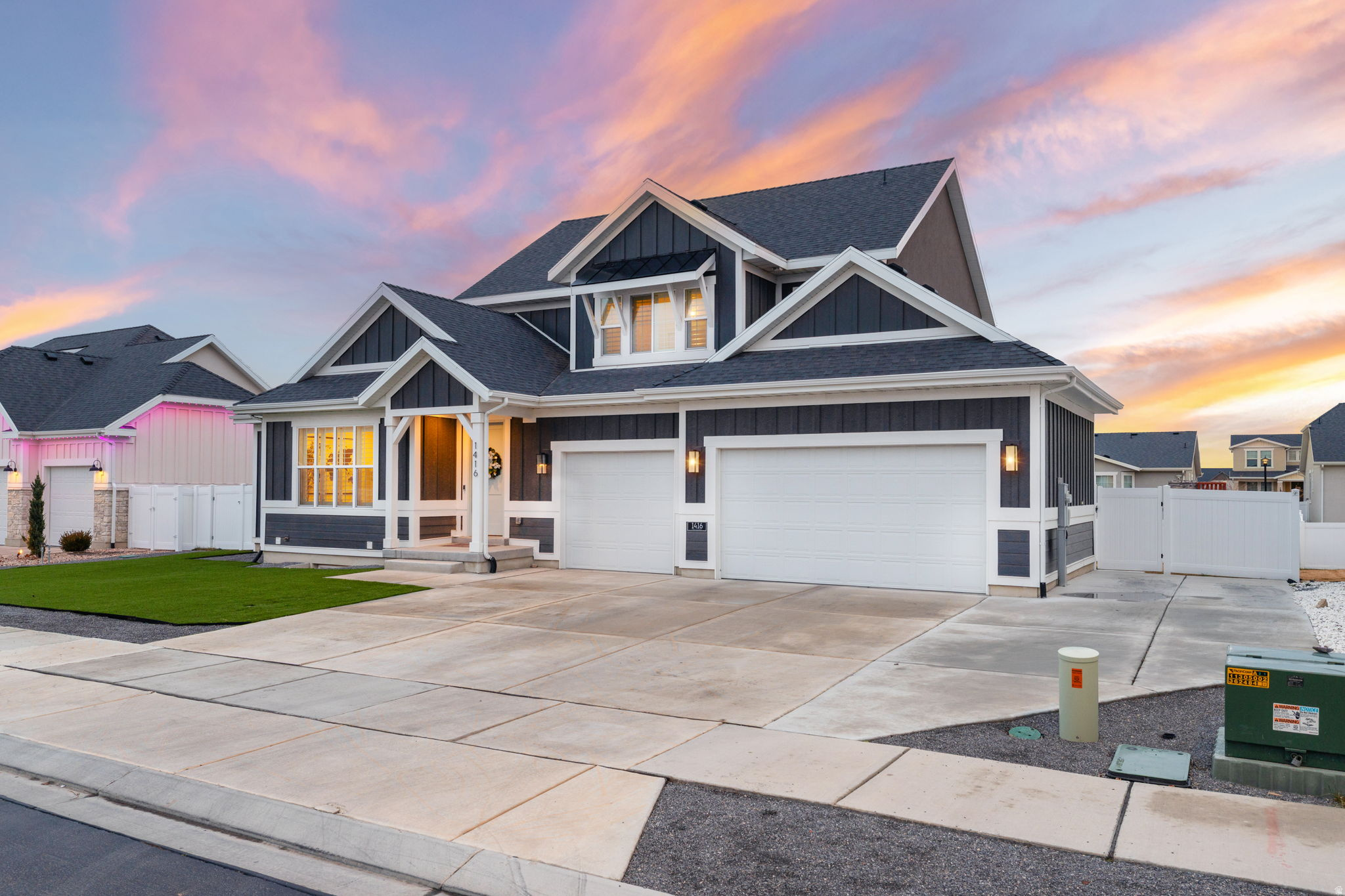 1416 E ERICKSON KNOLL LN