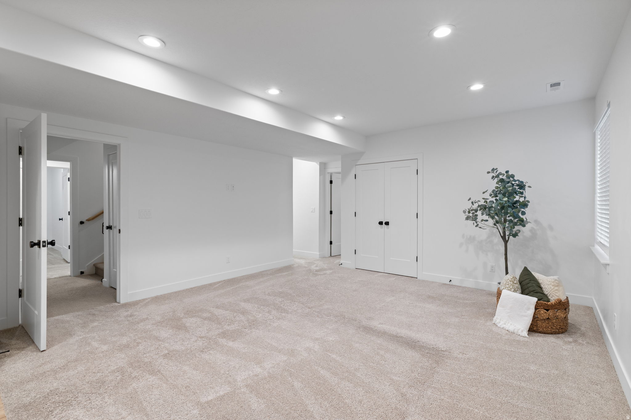 1416 E ERICKSON KNOLL LN