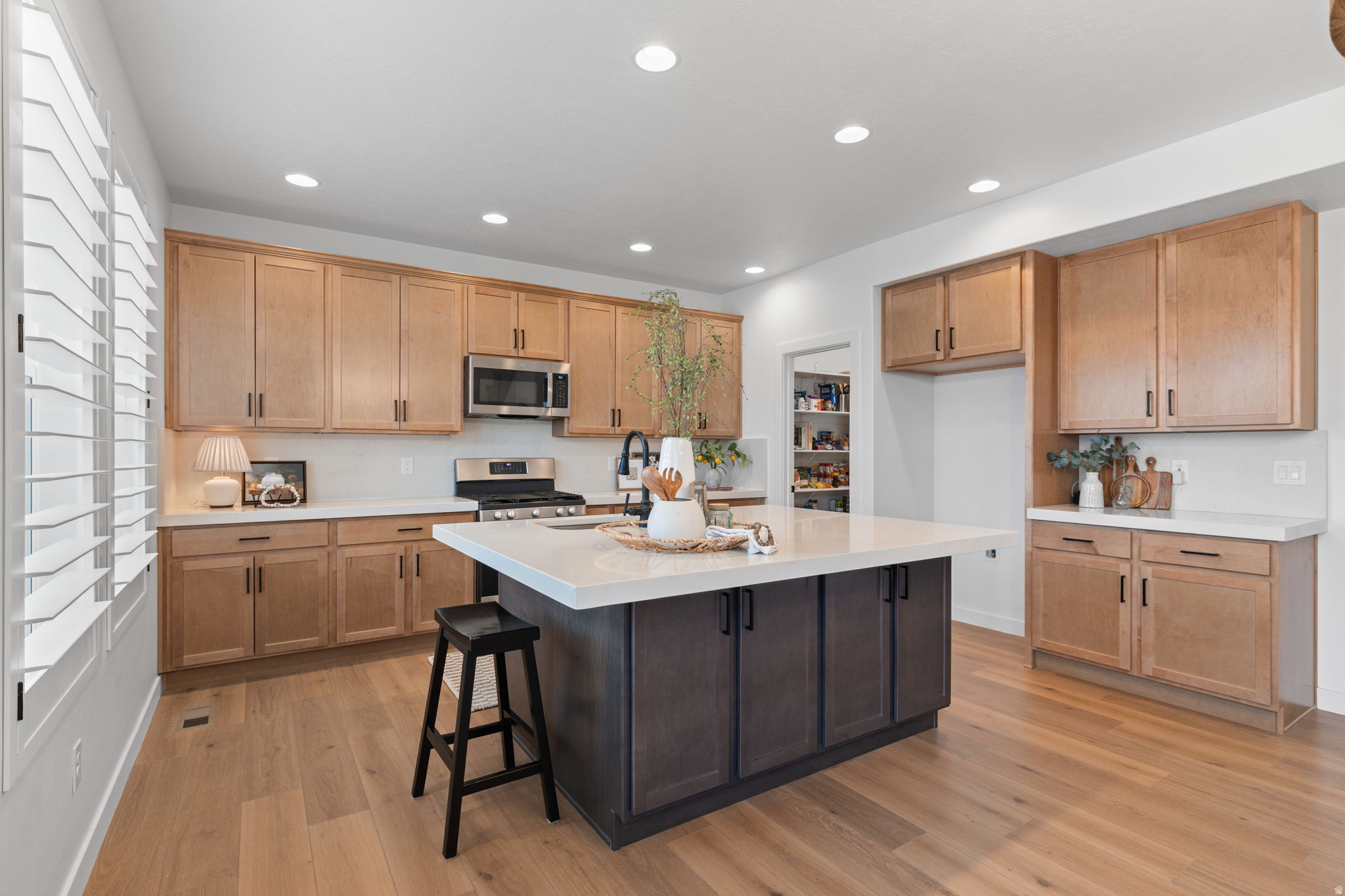 1416 E ERICKSON KNOLL LN