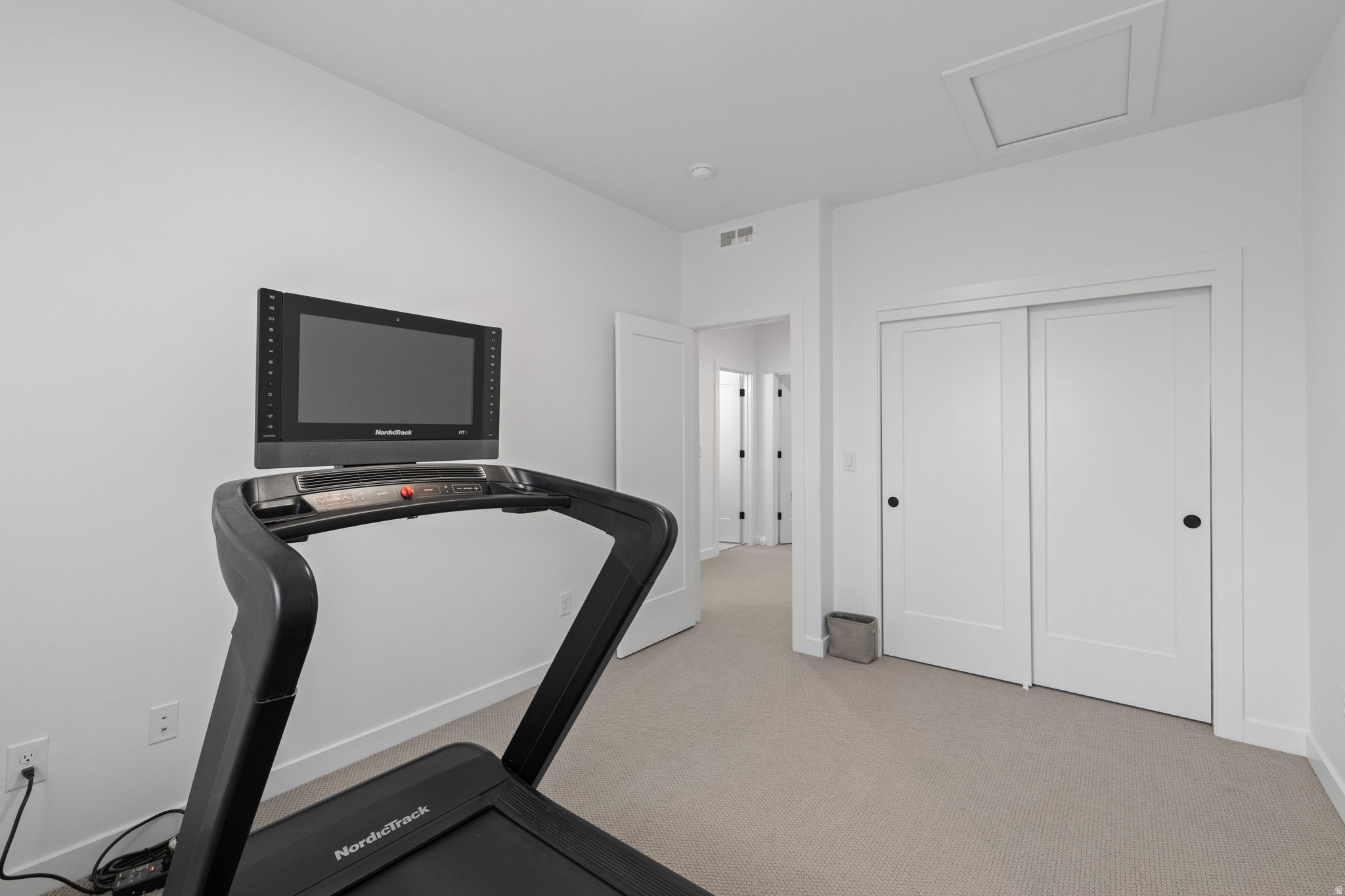 1416 E ERICKSON KNOLL LN